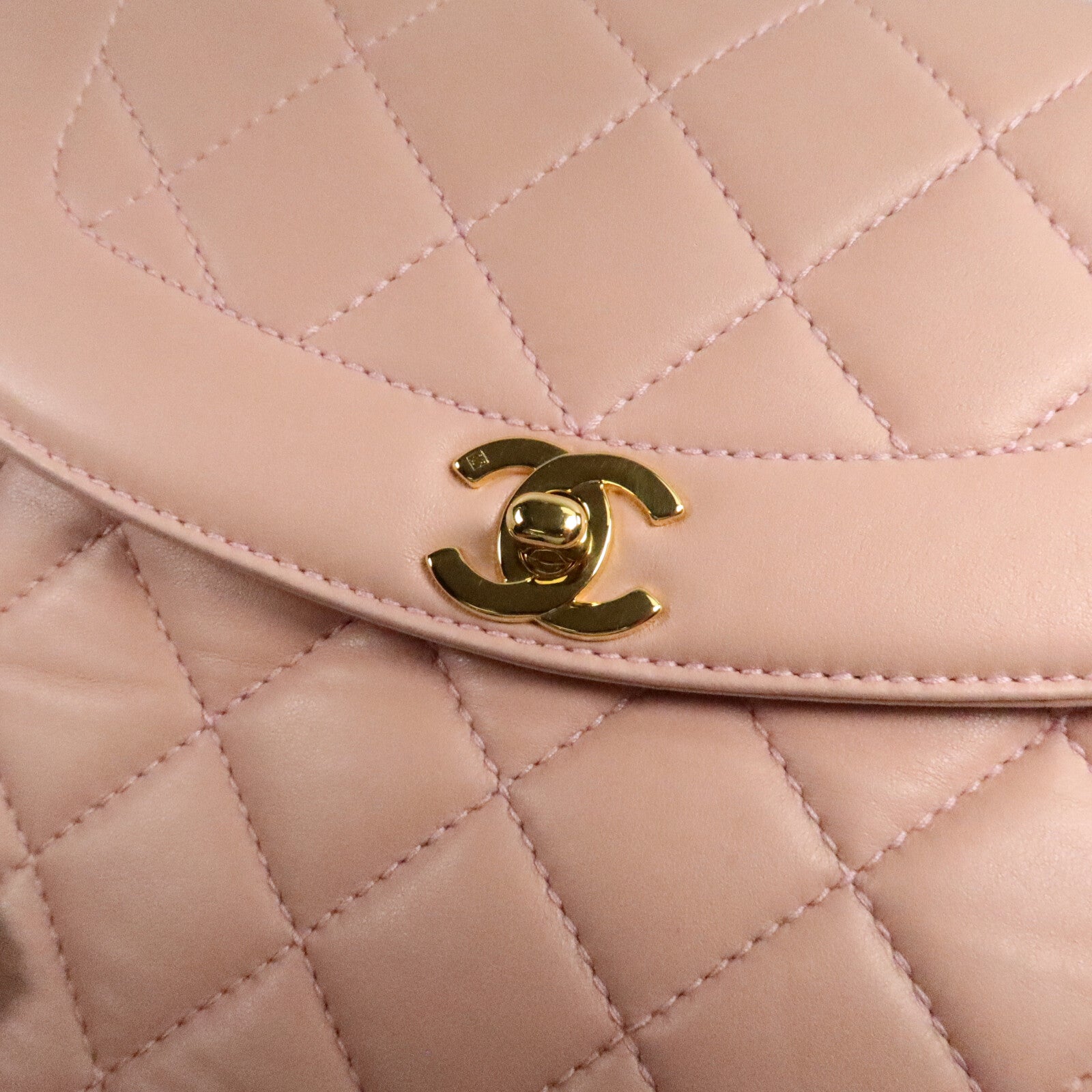 CHANEL 羊皮皮革Vintage Bag肩背袋