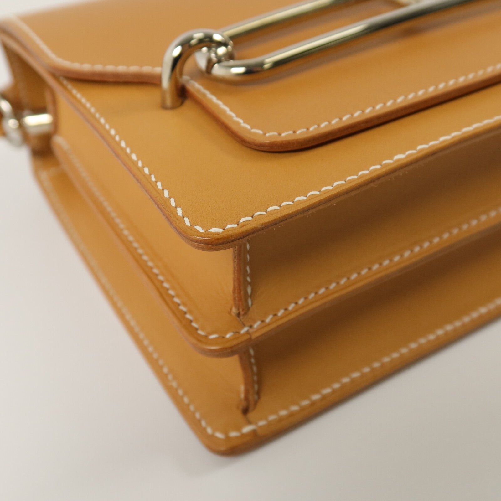 HERMES Barenia皮革Roulis Mini肩背袋Fauve