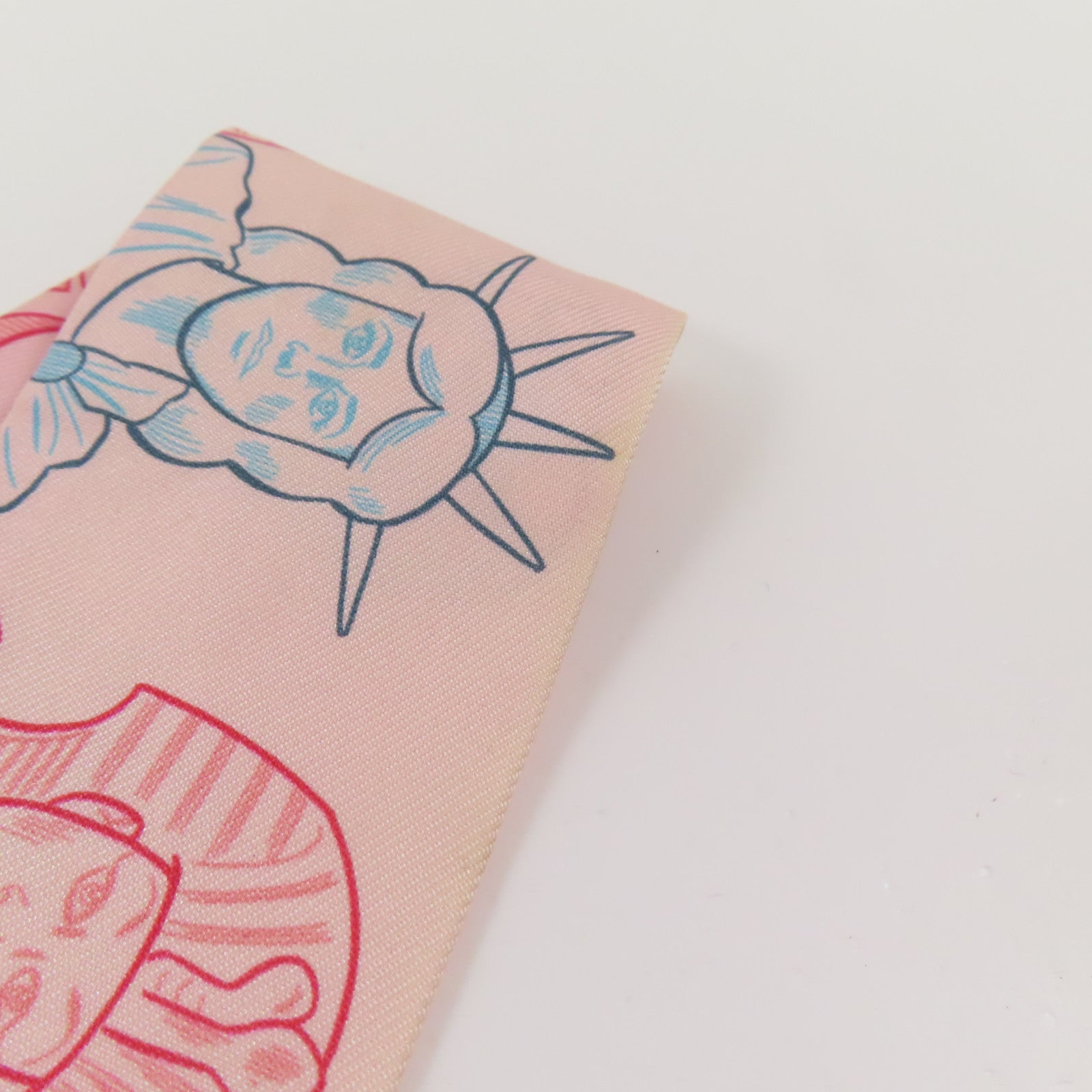 HERMES 絲質Twilly絲巾