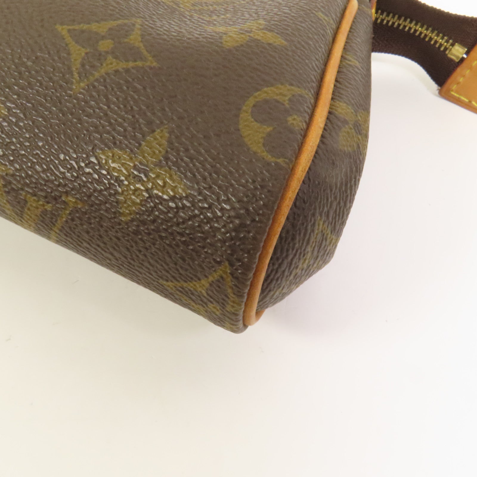 LOUIS VUITTON Monogram Eva金扣肩背袋