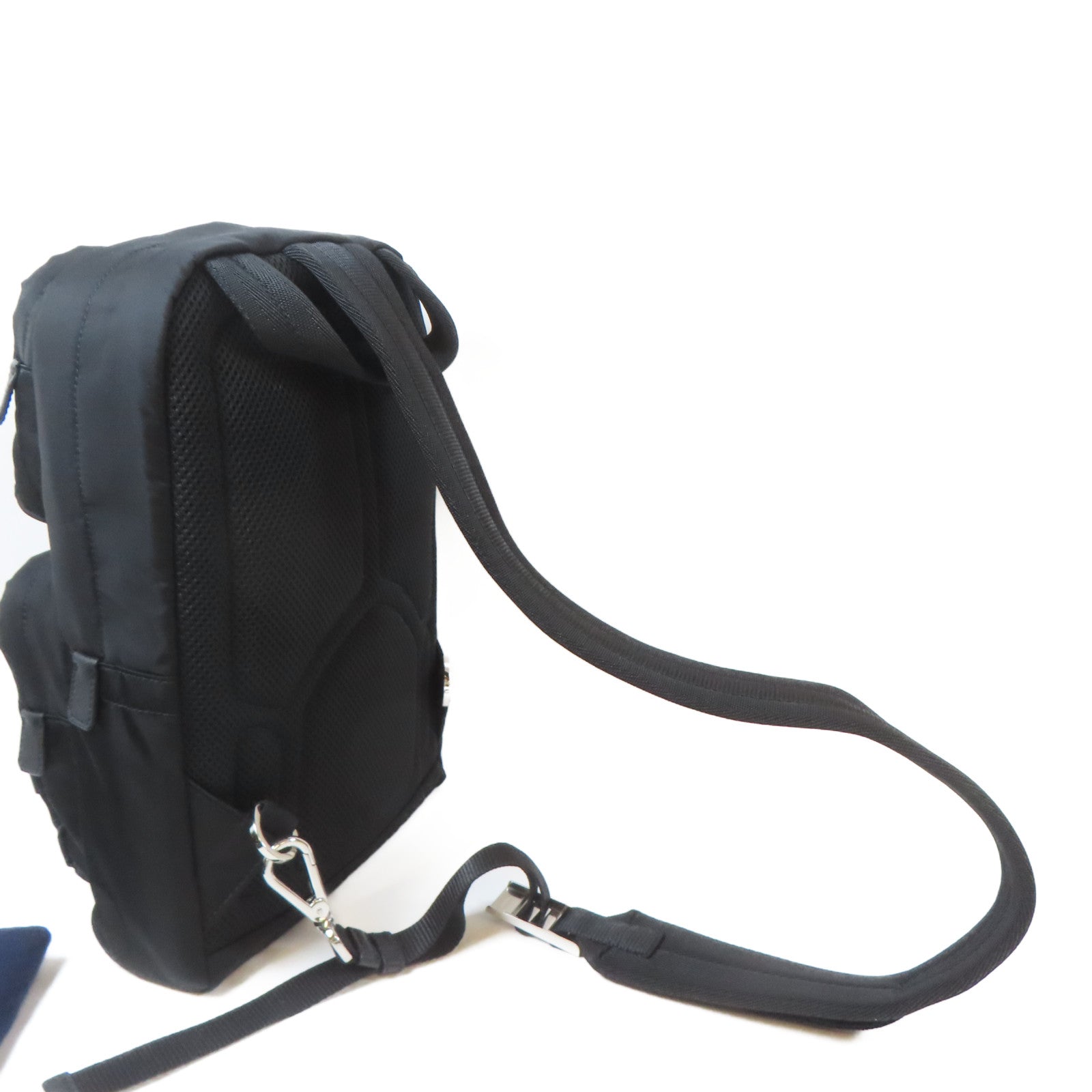 PRADA 尼龍Backpack銀扣背包黑色
