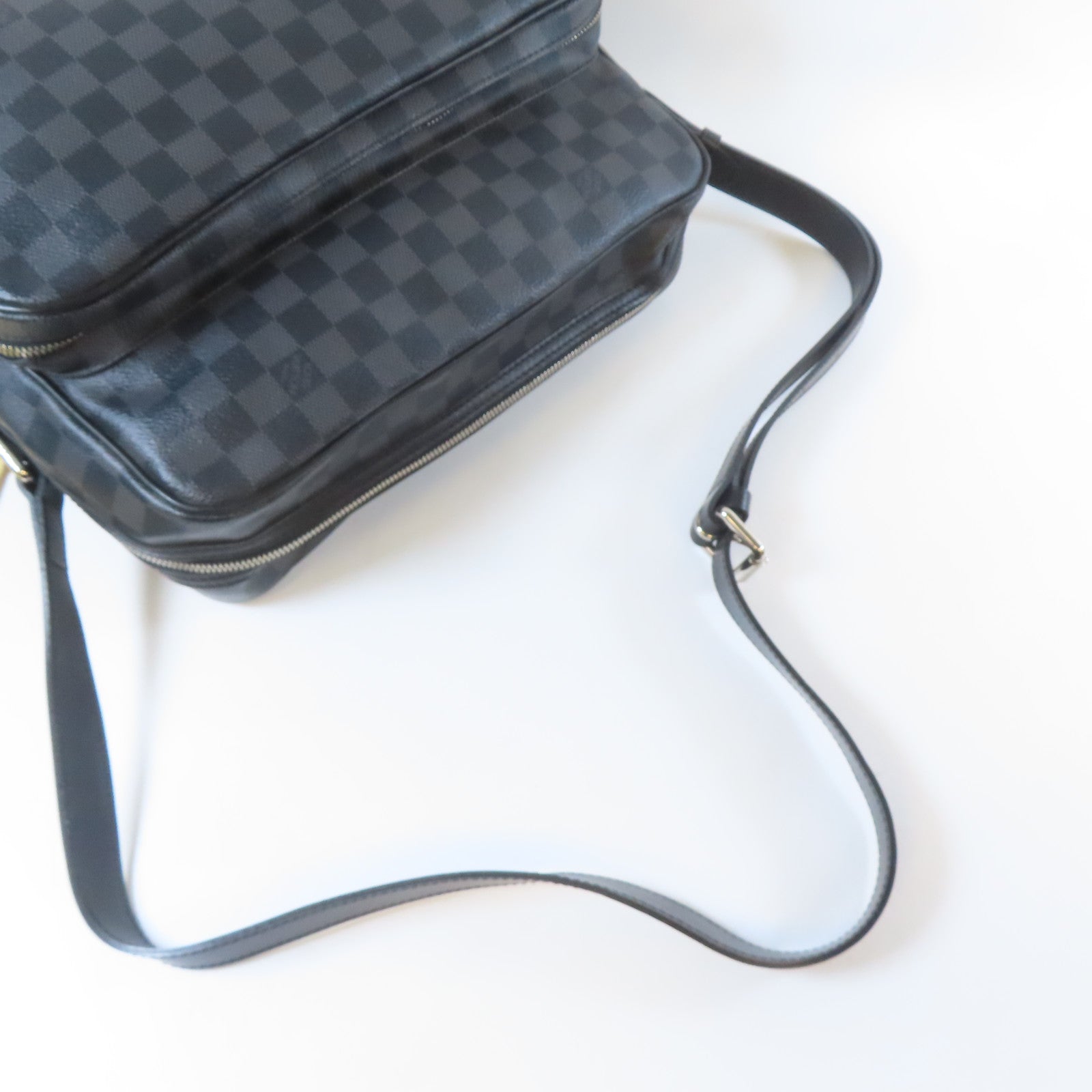 LOUIS VUITTON Damier Graphite Io Shoulder bag銀扣肩背袋黑色