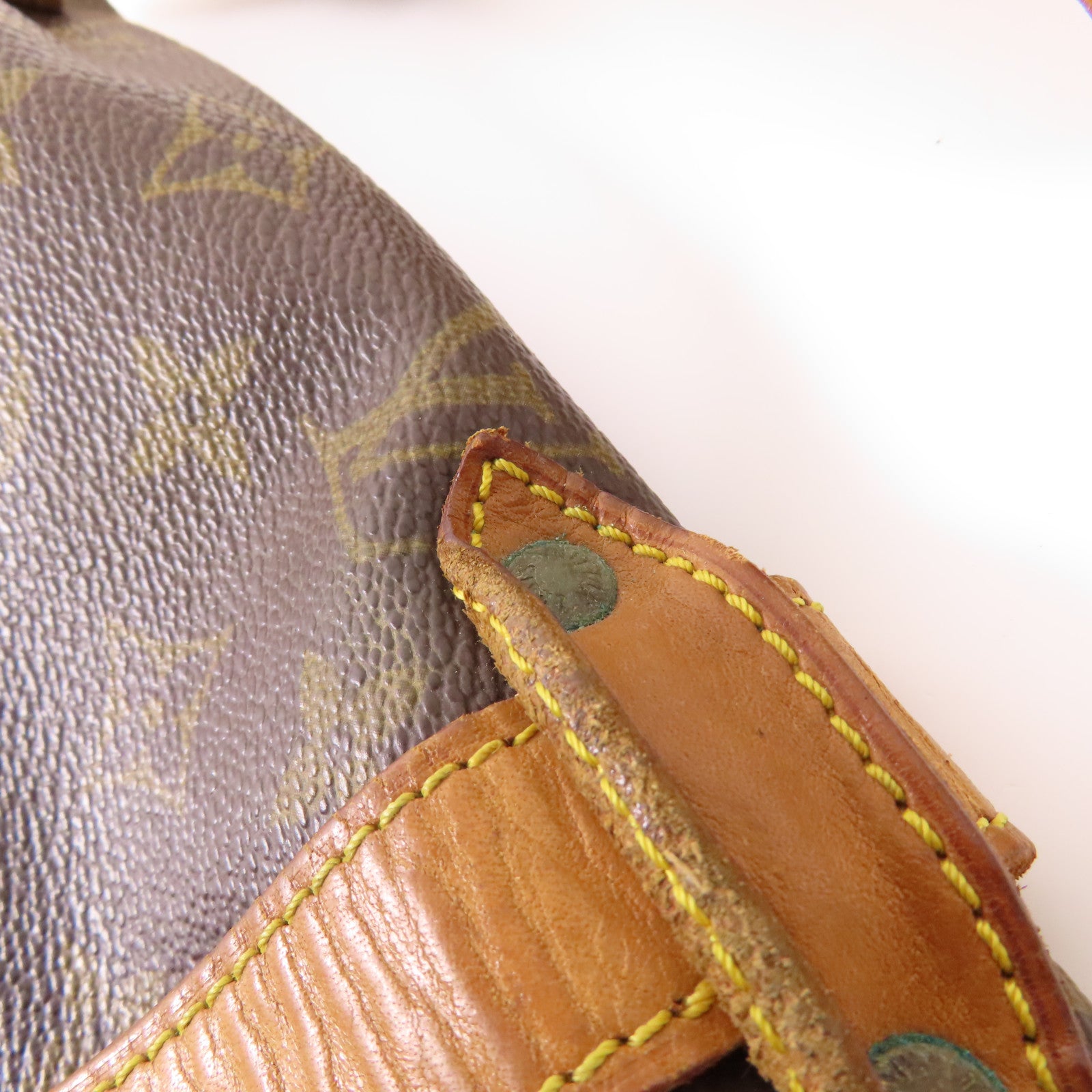 LOUIS VUITTON LV GHW Saumur 35 Crossbody Shoulder Bag M42254 Monogram Brown