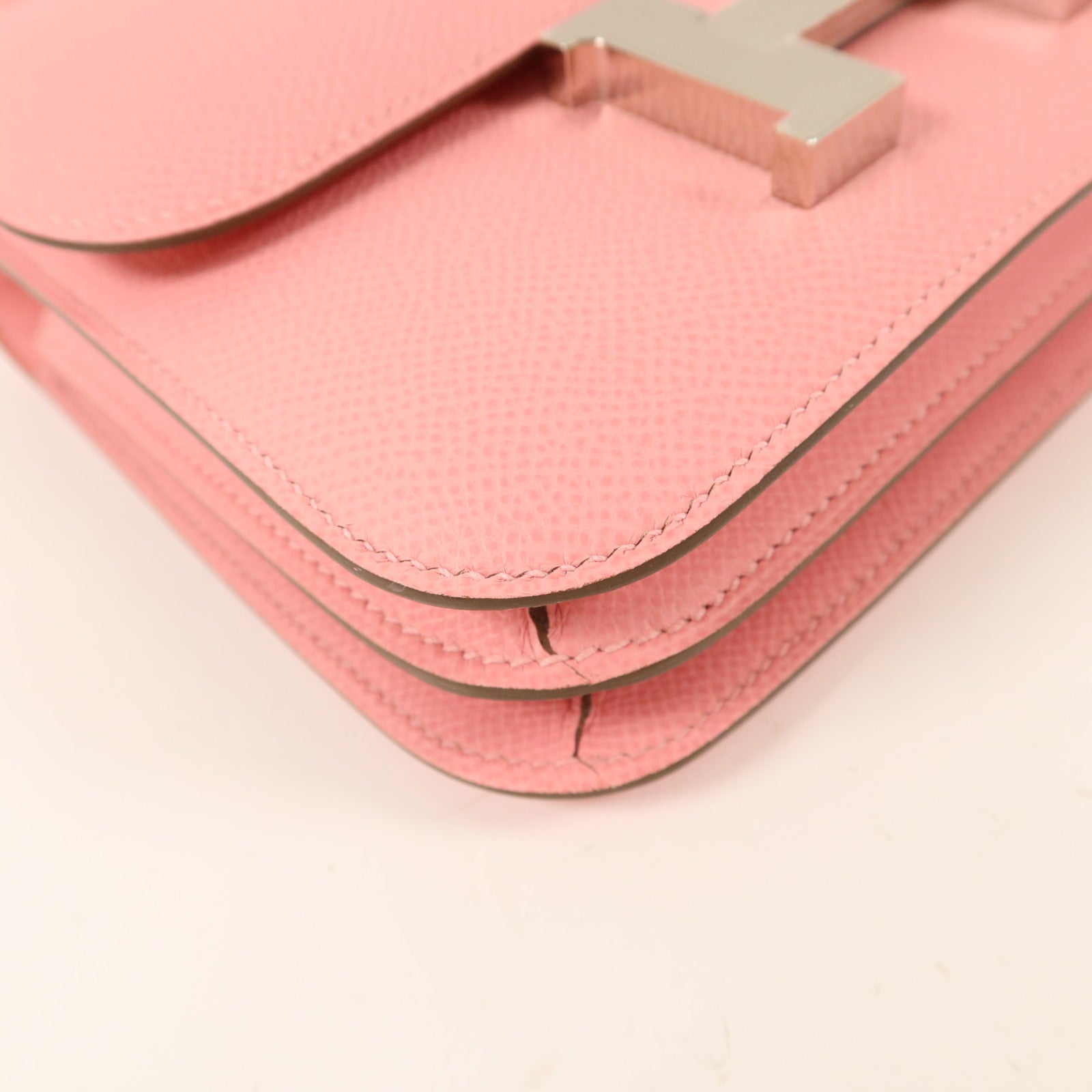 HERMES Epsom皮革Constance Mini肩背袋Rose Confetti