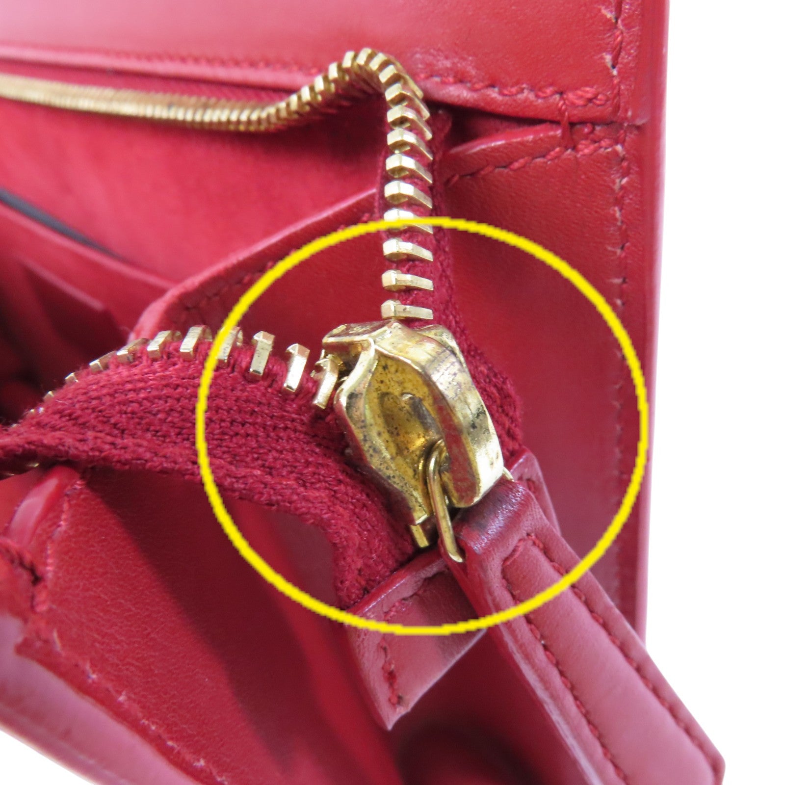 SAINT LAURENT 牛皮皮革Clutch Bag金扣手拿包