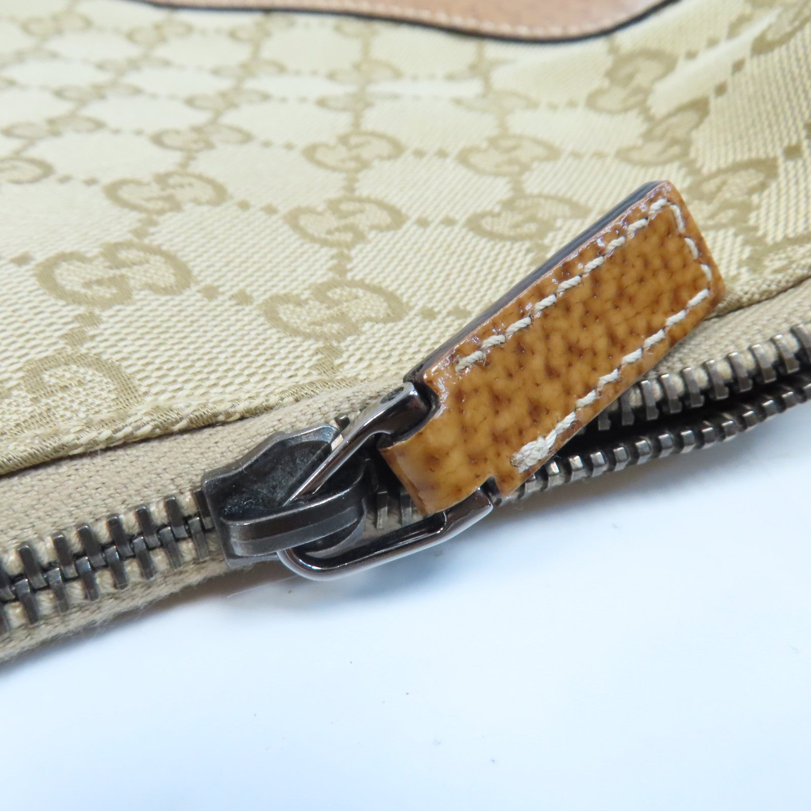 GUCCI 帆布Shoulder Bag銀扣肩背袋米色/啡色