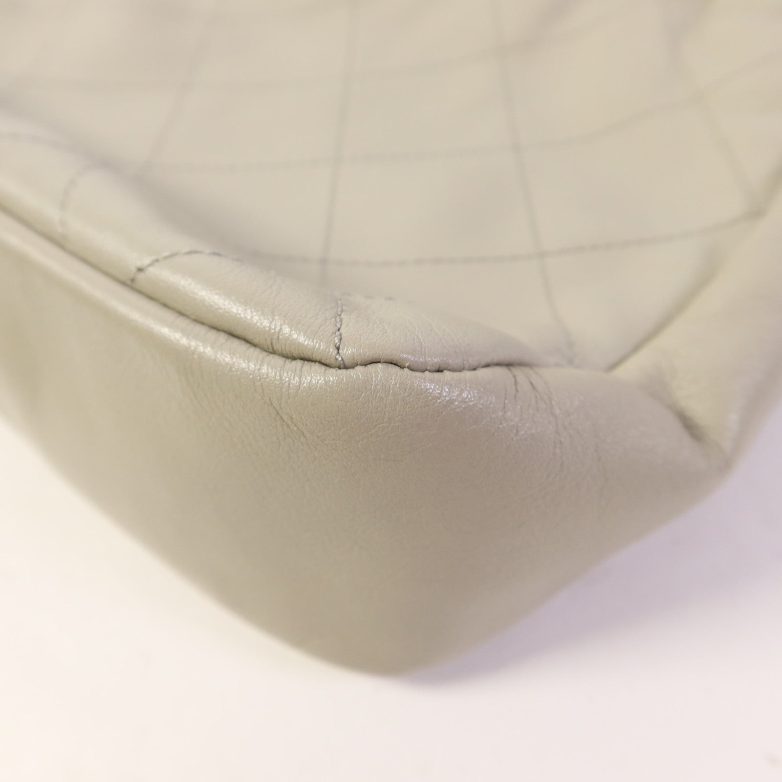 CHANEL 牛皮皮革Shoulder Bag金扣肩背袋