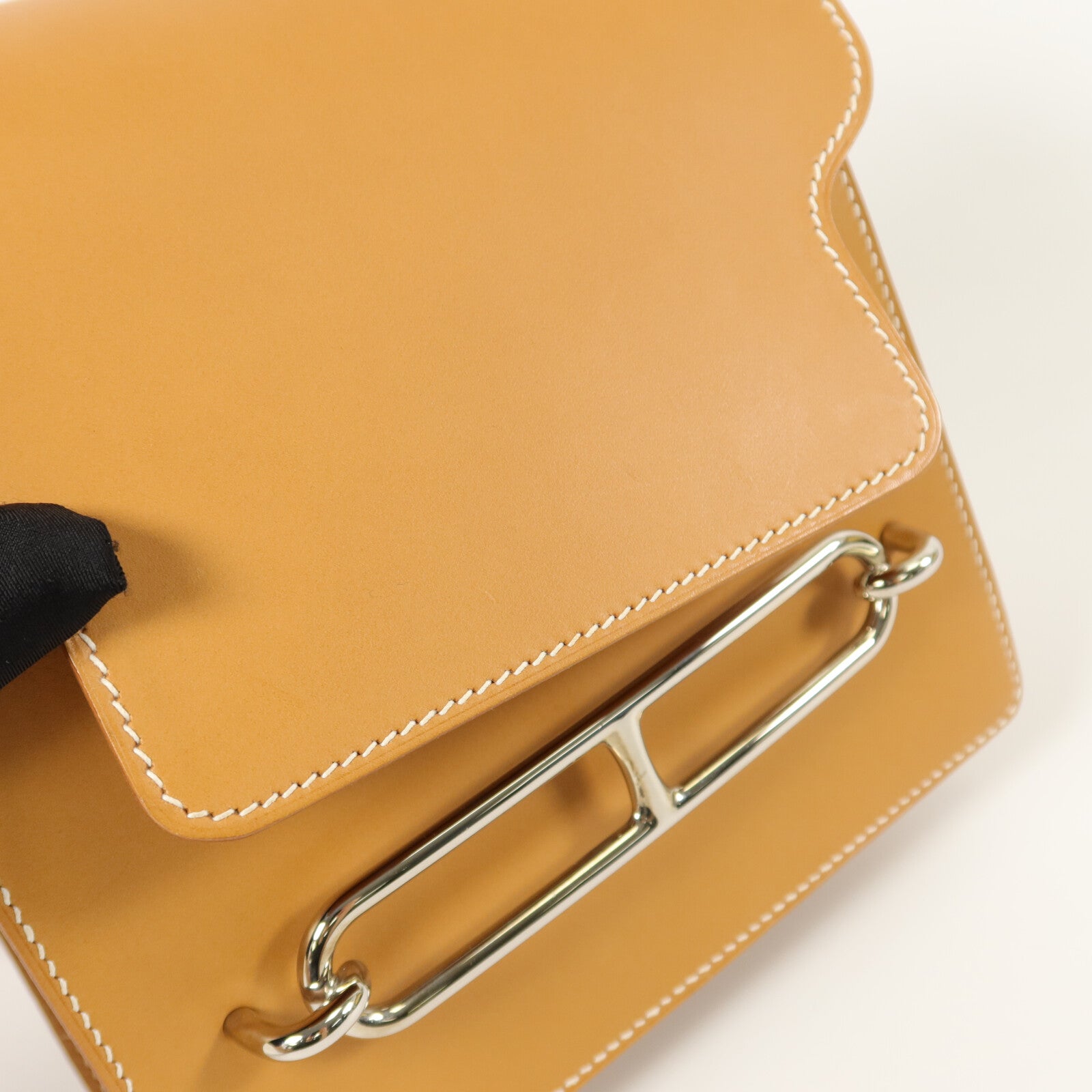 HERMES Barenia皮革Roulis Mini肩背袋Fauve