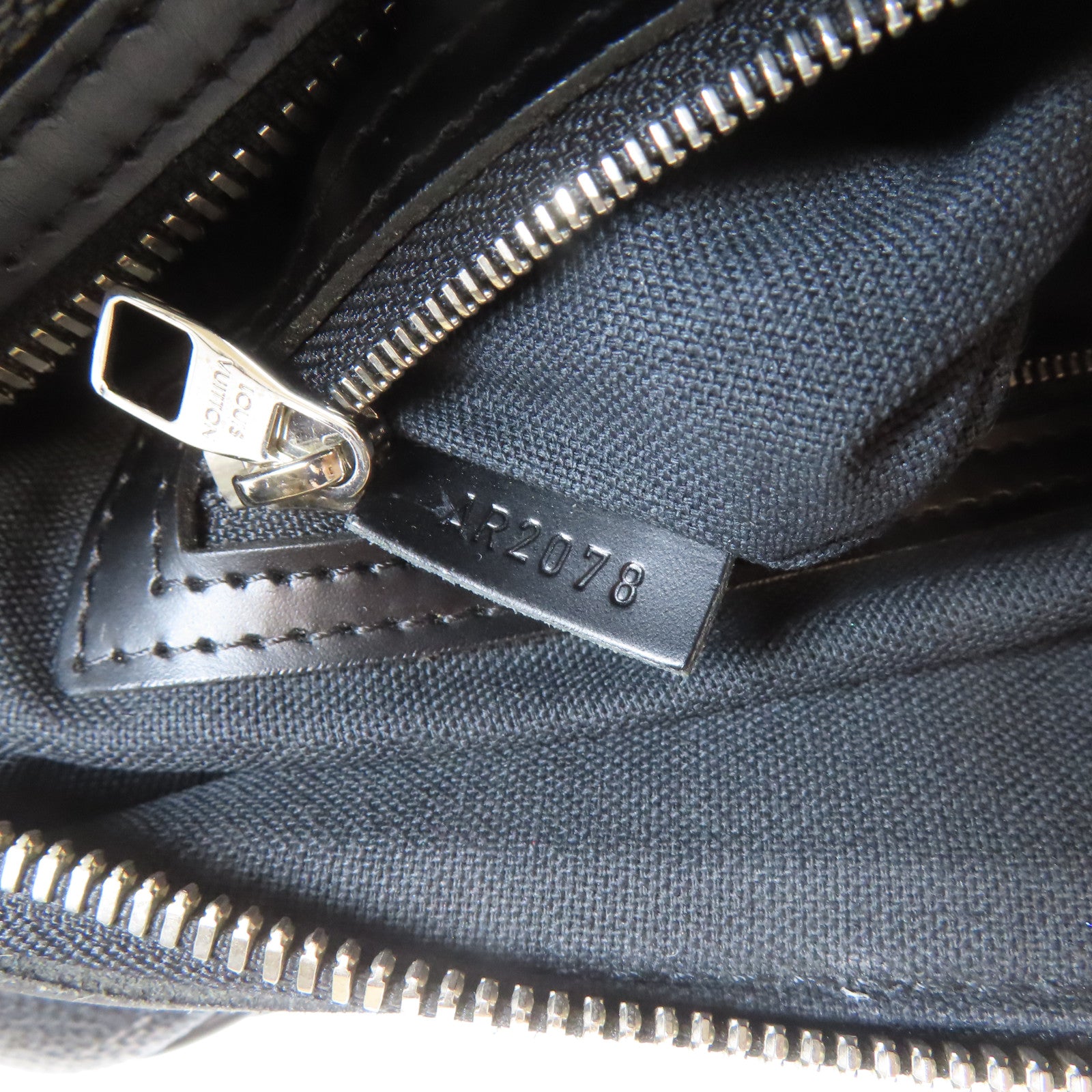 LOUIS VUITTON Damier Graphite Io Shoulder bag銀扣肩背袋黑色