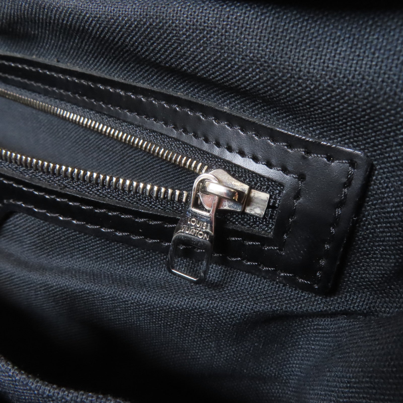LOUIS VUITTON Damier Graphite Io Shoulder bag銀扣肩背袋黑色