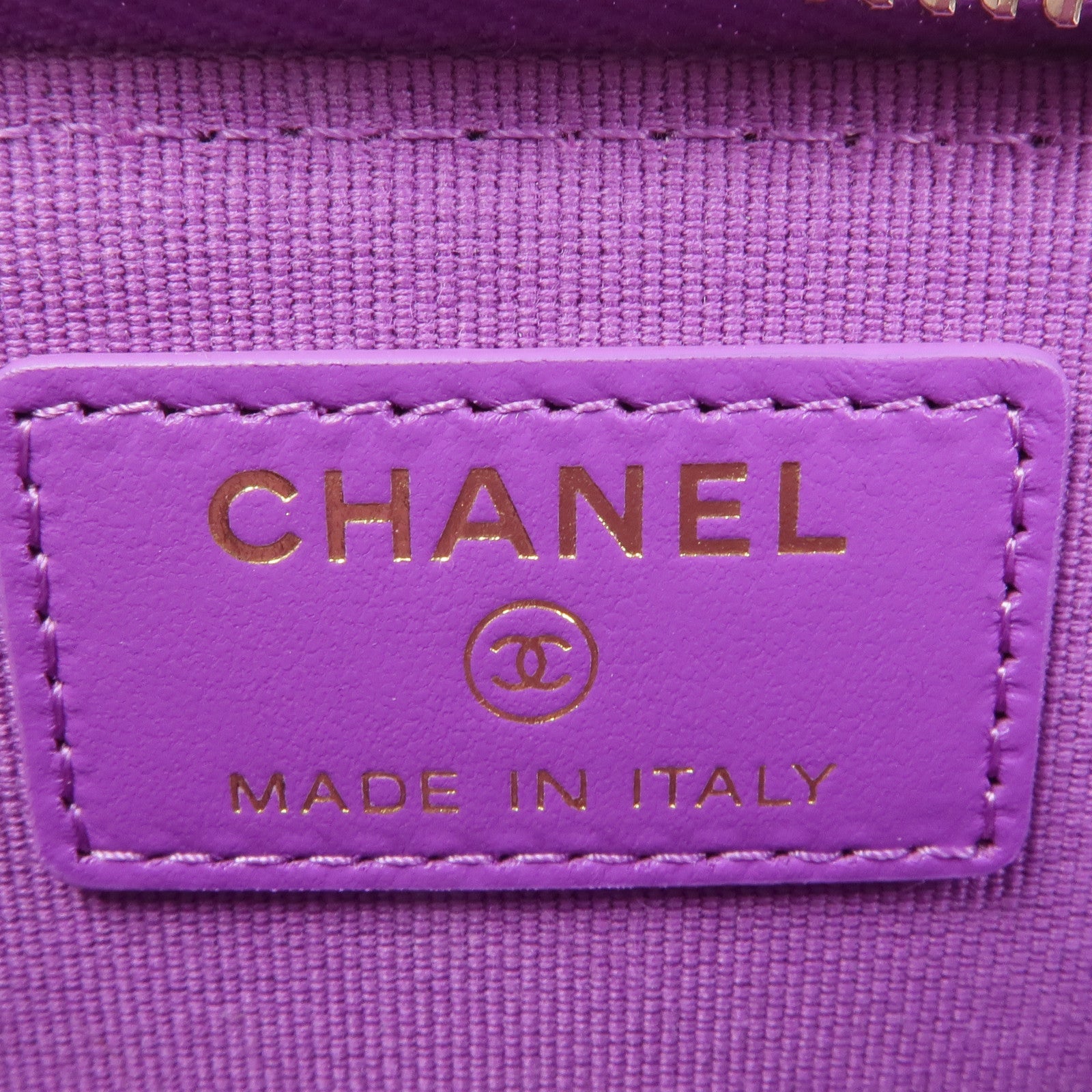 CHANEL 牛皮皮革Card/Coin Case金扣零錢包/卡片套