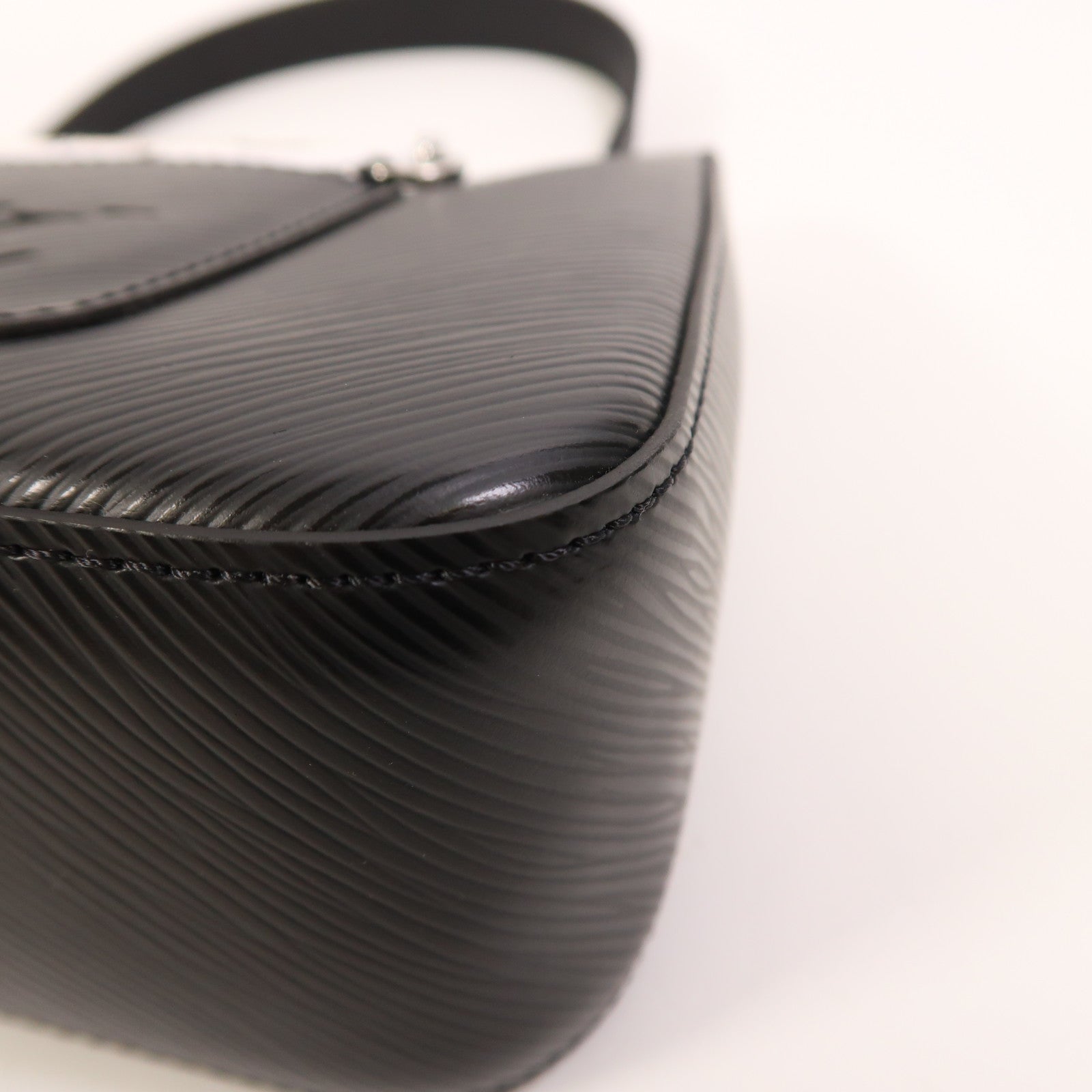 LOUIS VUITTON Epi Marelle銀扣手挽肩背兩用袋