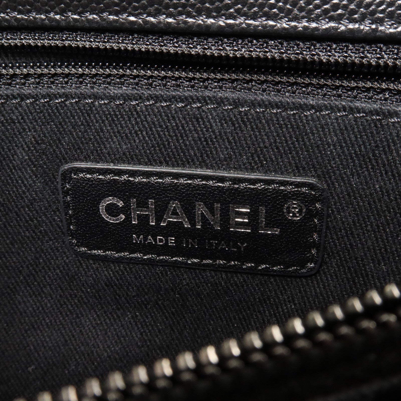 CHANEL 牛皮皮革Coco Handle Medium鏈帶手挽肩背兩用袋