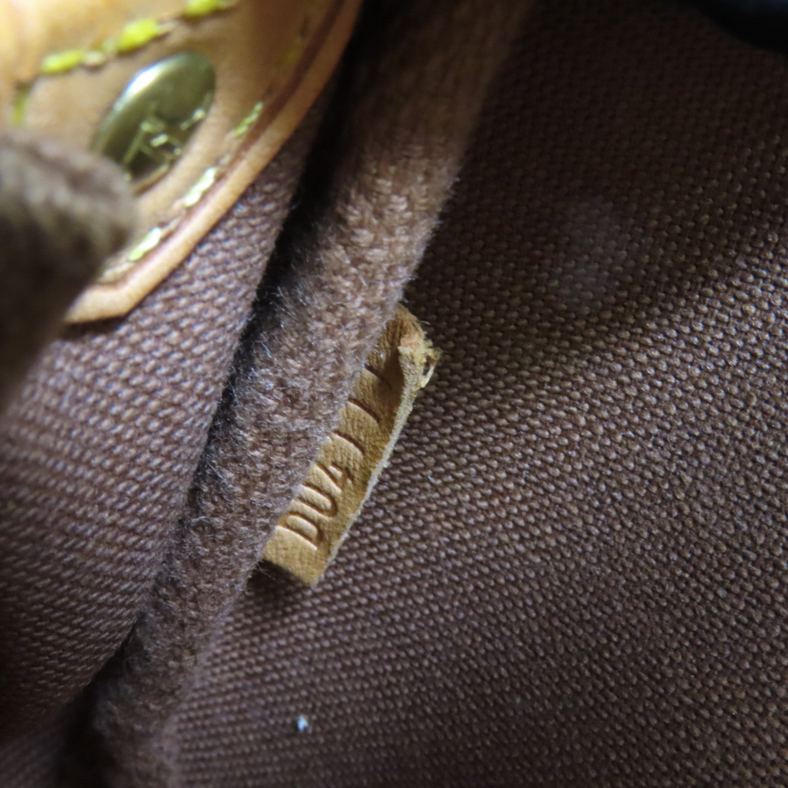 LOUIS VUITTON Monogram Eva金扣肩背袋