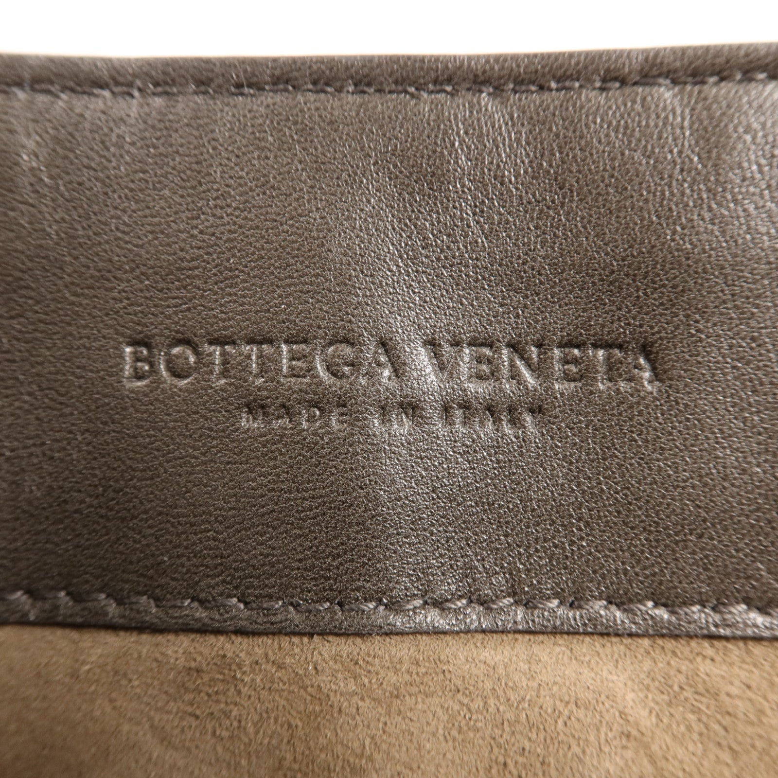 BOTTEGA VENETA 羊皮皮革Knot Bag金扣肩背袋