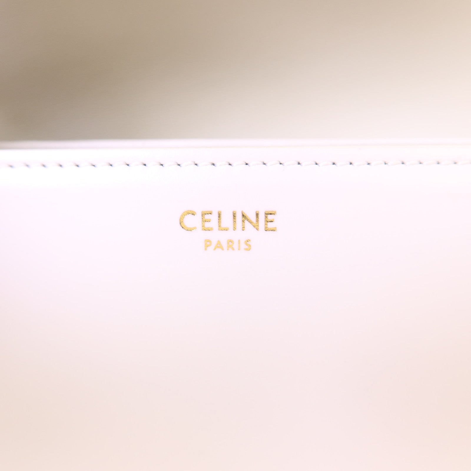 CELINE 【激減優惠】牛皮皮革Teen Triomphe金扣肩背袋