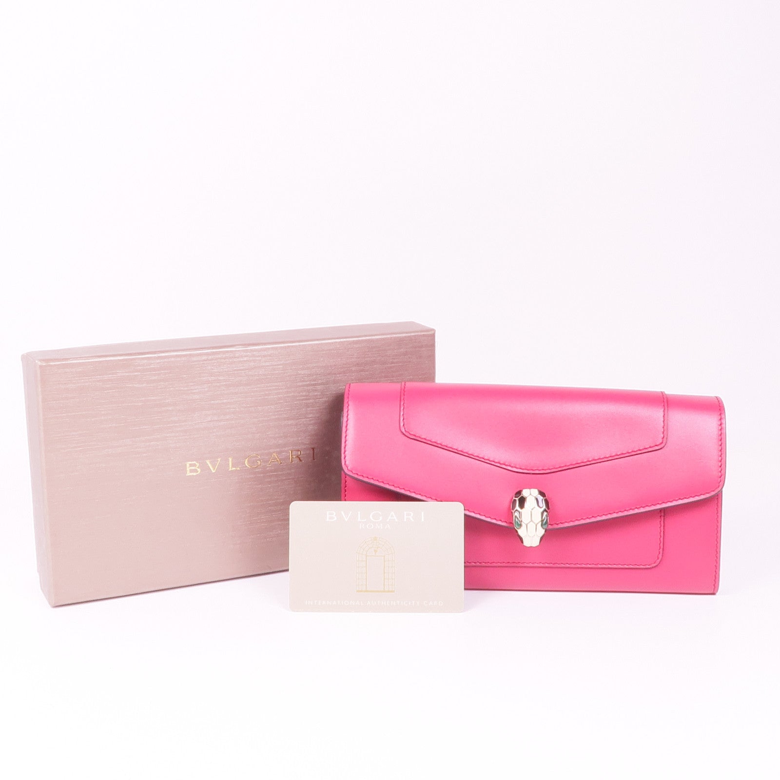 BVLGARI 牛皮皮革Serpenti Forever Wallet金扣長錢包