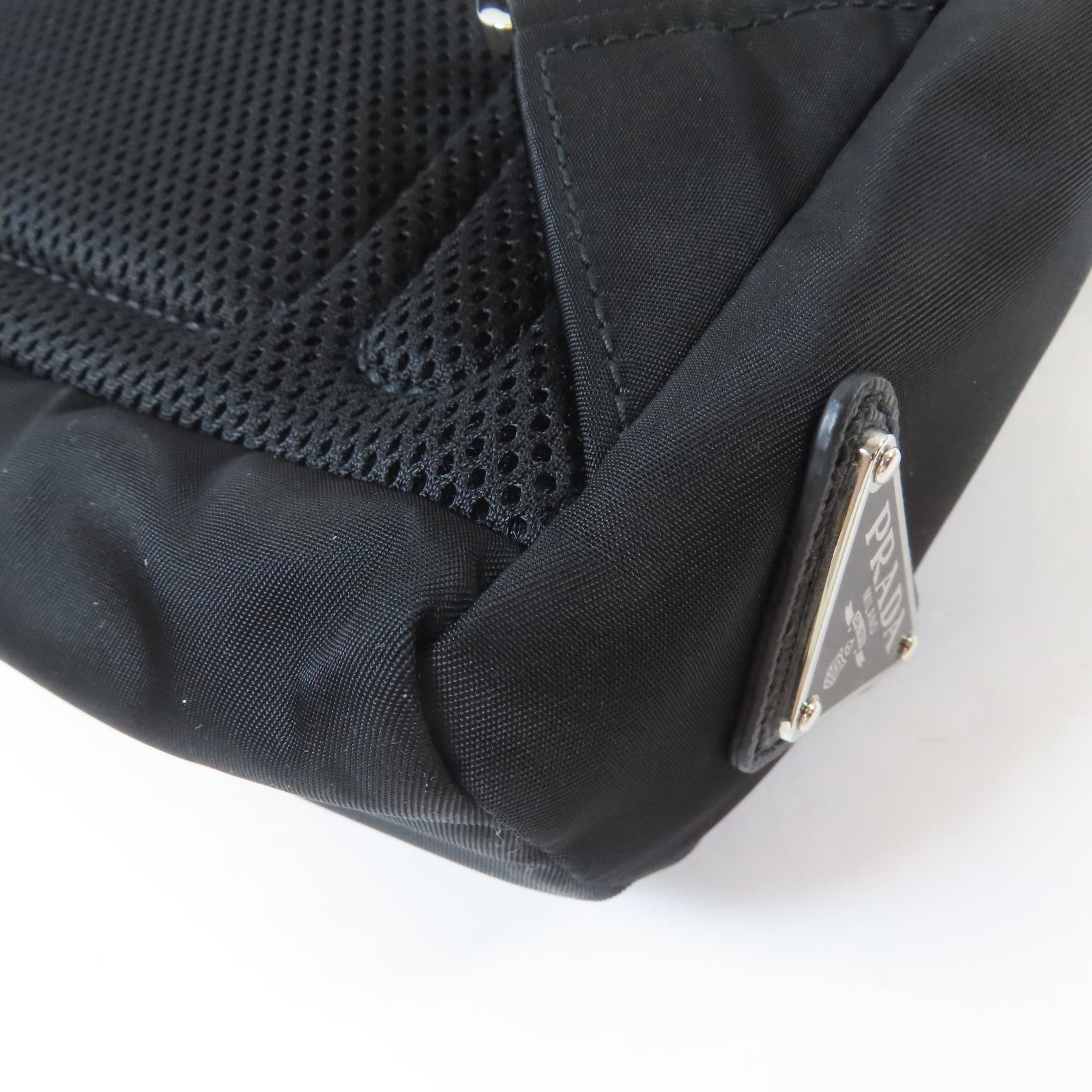 PRADA 尼龍Backpack銀扣背包黑色