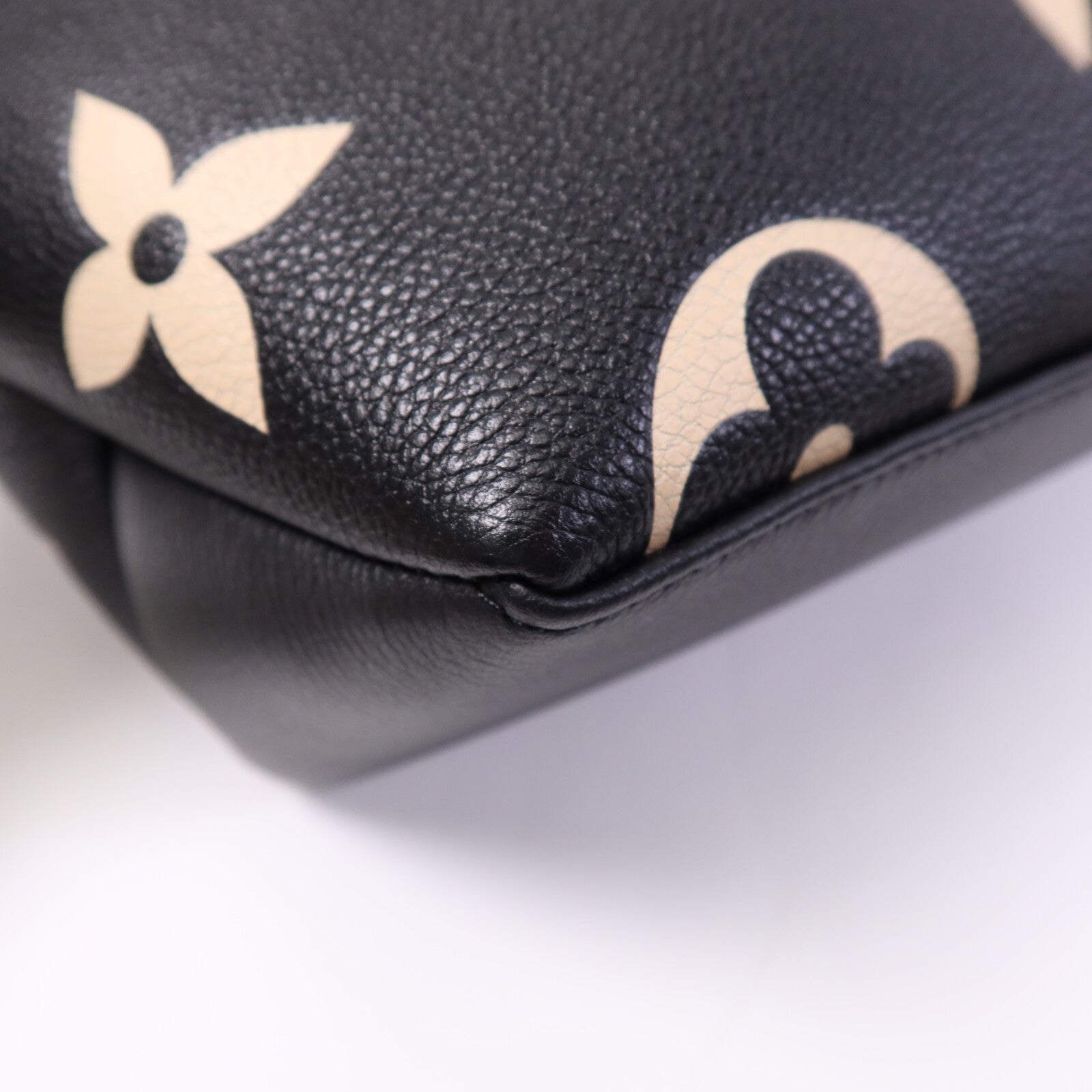 LOUIS VUITTON Monogram Empreinte Petit Palais金扣手挽肩背兩用袋
