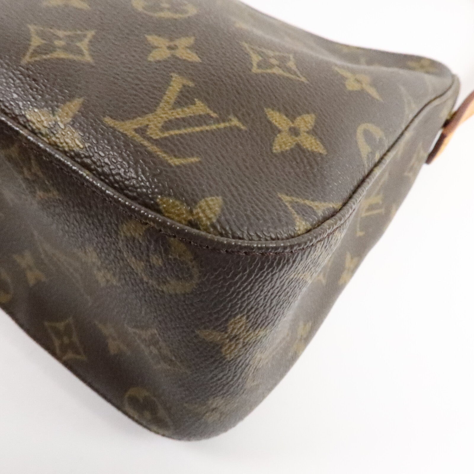 LOUIS VUITTON Monogram Looping MM肩背袋