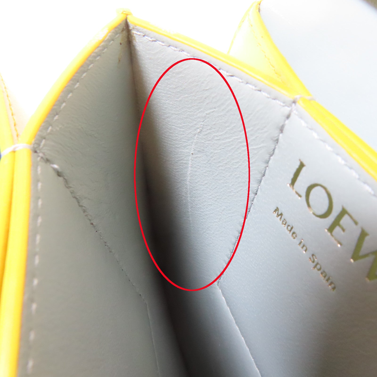 LOEWE 牛皮皮革Goya金扣肩背袋黃色