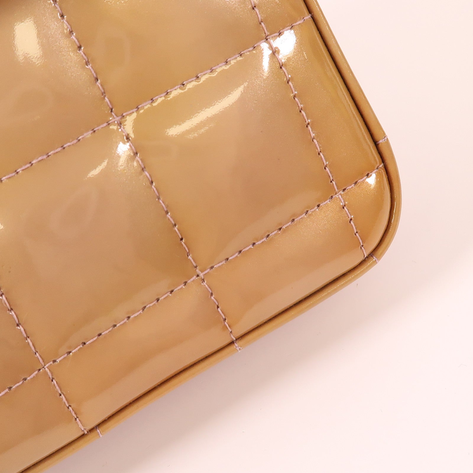 CHANEL 漆皮皮革Chain Shoulder銀扣鏈帶肩背袋