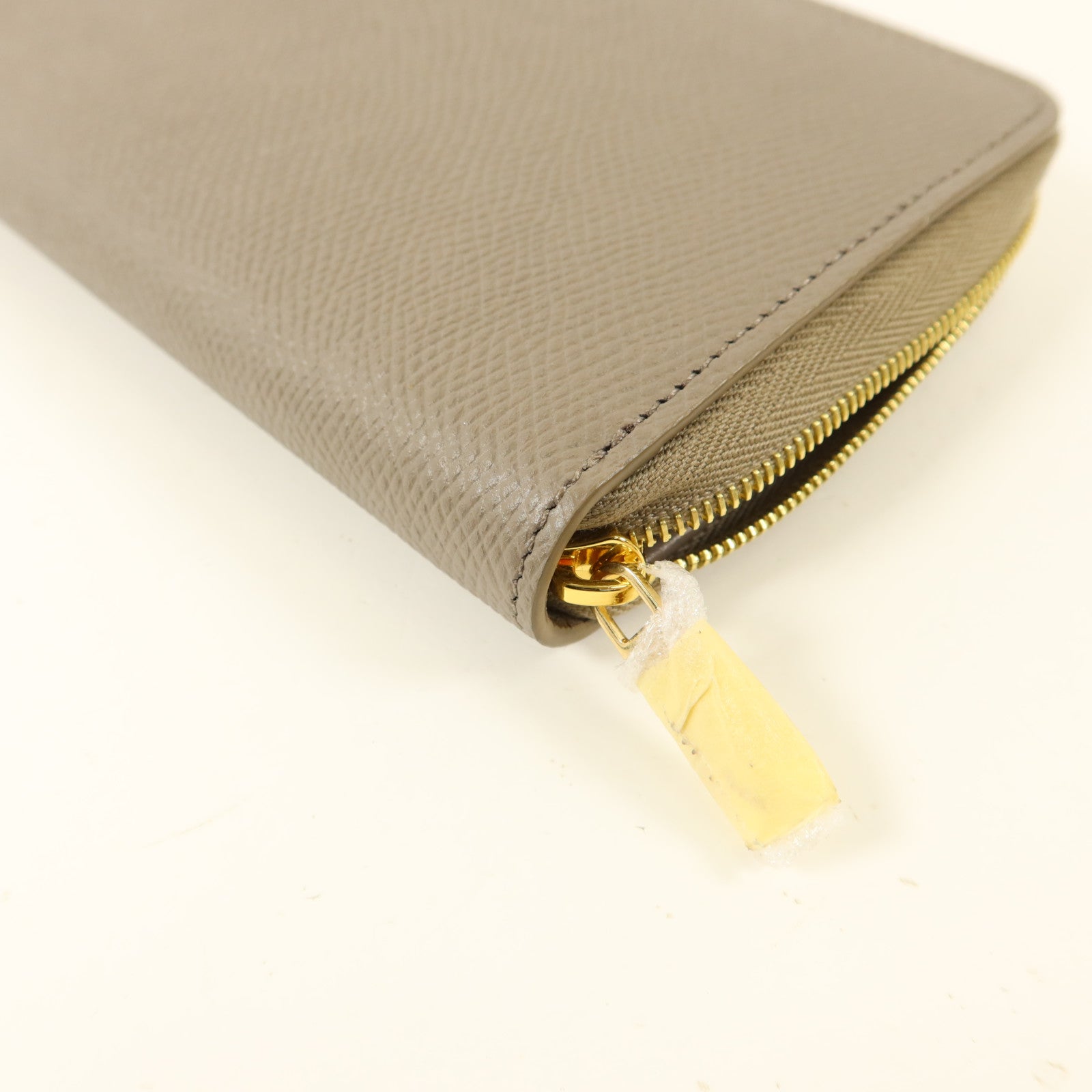 CELINE 牛皮皮革Long Round Wallet金扣長錢包