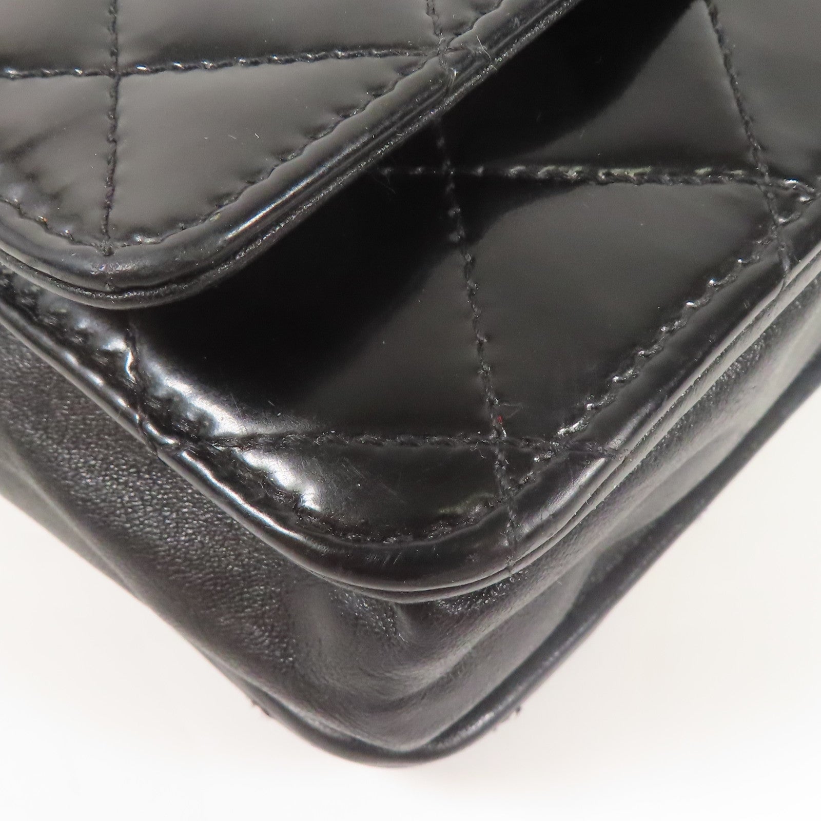 CHANEL 漆皮皮革WOC Wallet On Chain銀扣鏈帶肩背袋