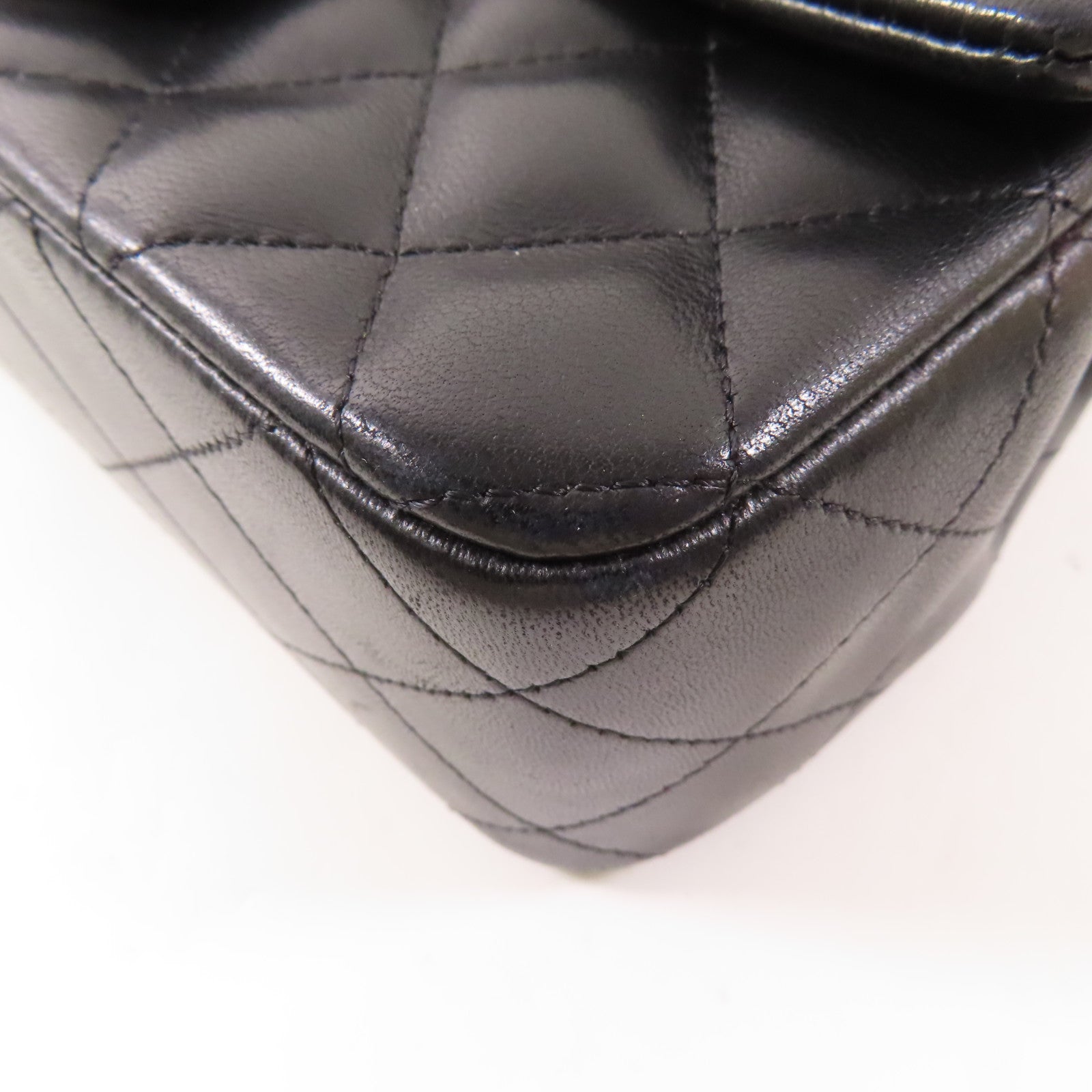 CHANEL 羊皮皮革Shoulder Bag銀扣鏈帶肩背袋