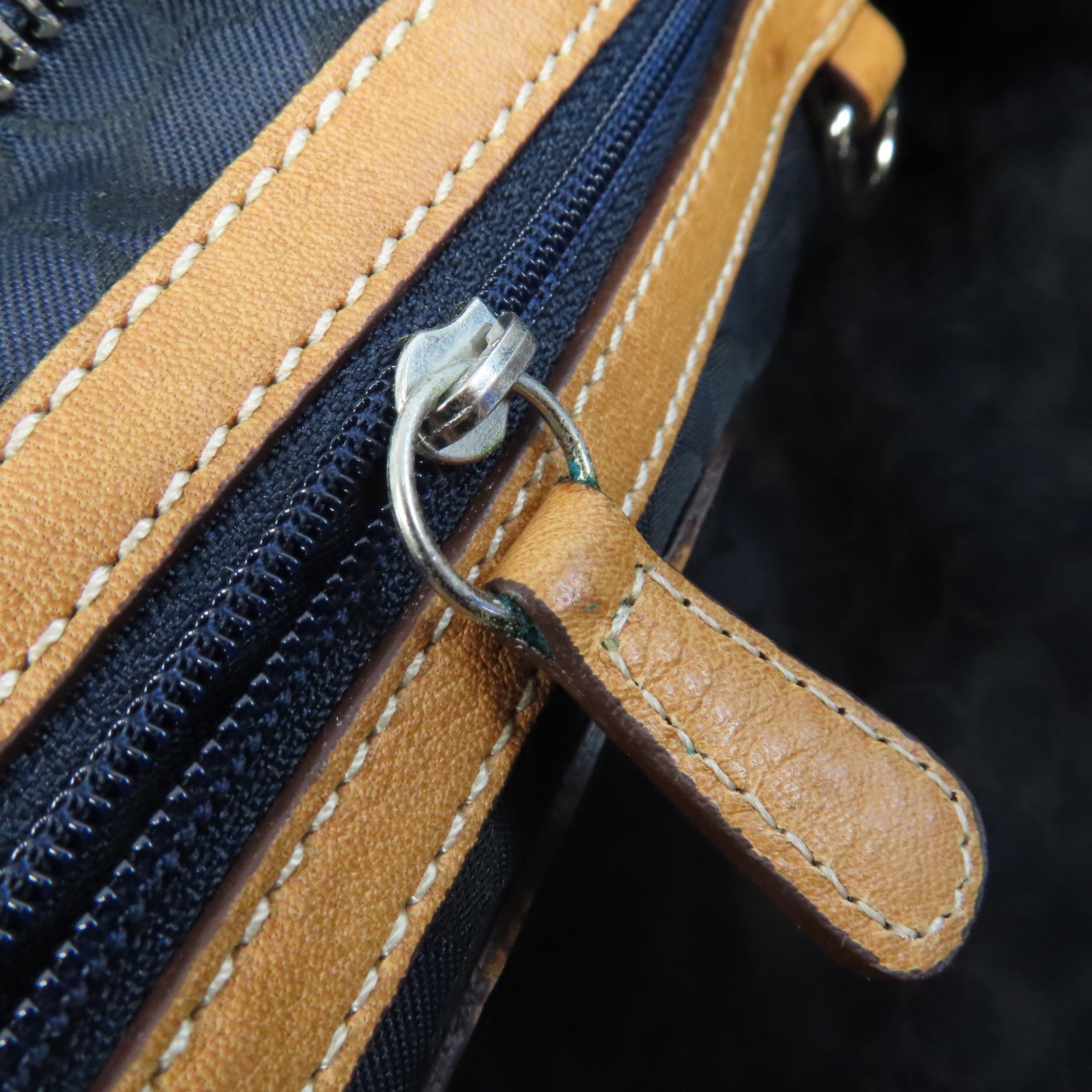 COACH 【激減優惠】牛皮皮革Hand Bag銀扣手挽袋淺藍色