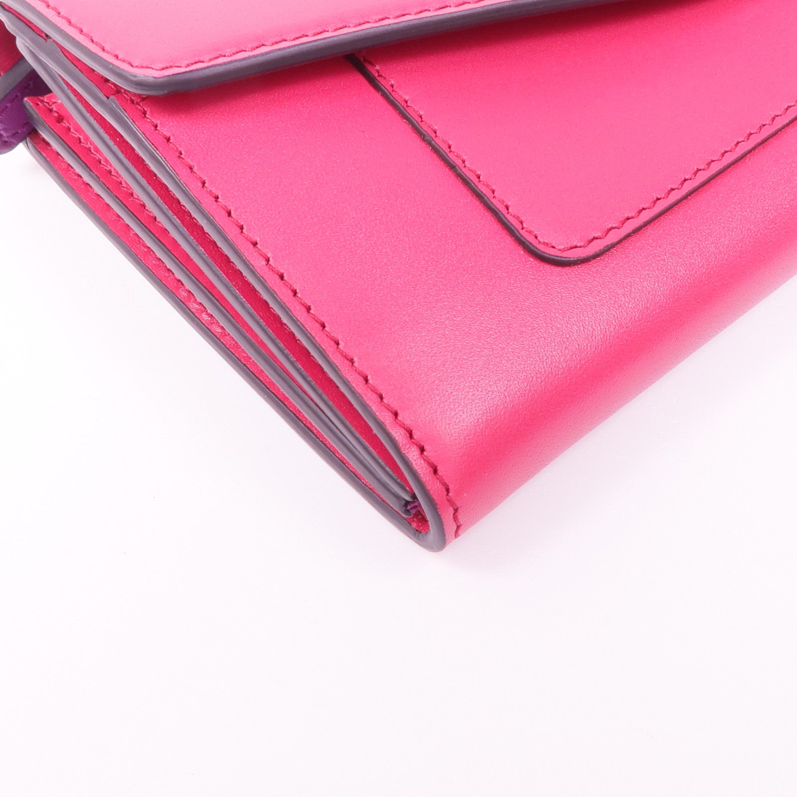 BVLGARI 牛皮皮革Serpenti Forever Wallet金扣長錢包