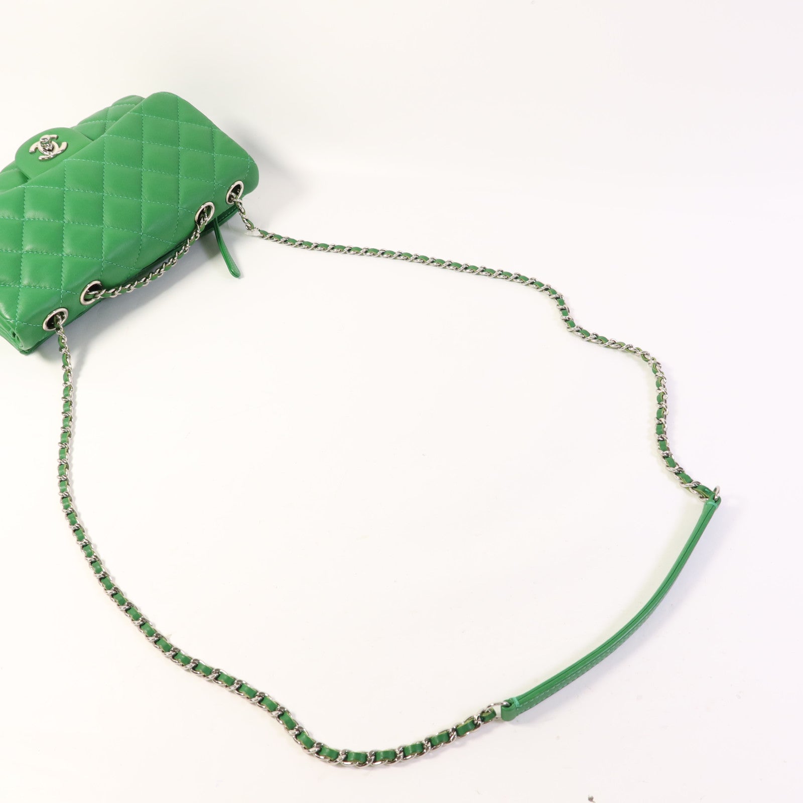 CHANEL 羊皮皮革Chain Shoulder Bag銀扣鏈帶肩背袋