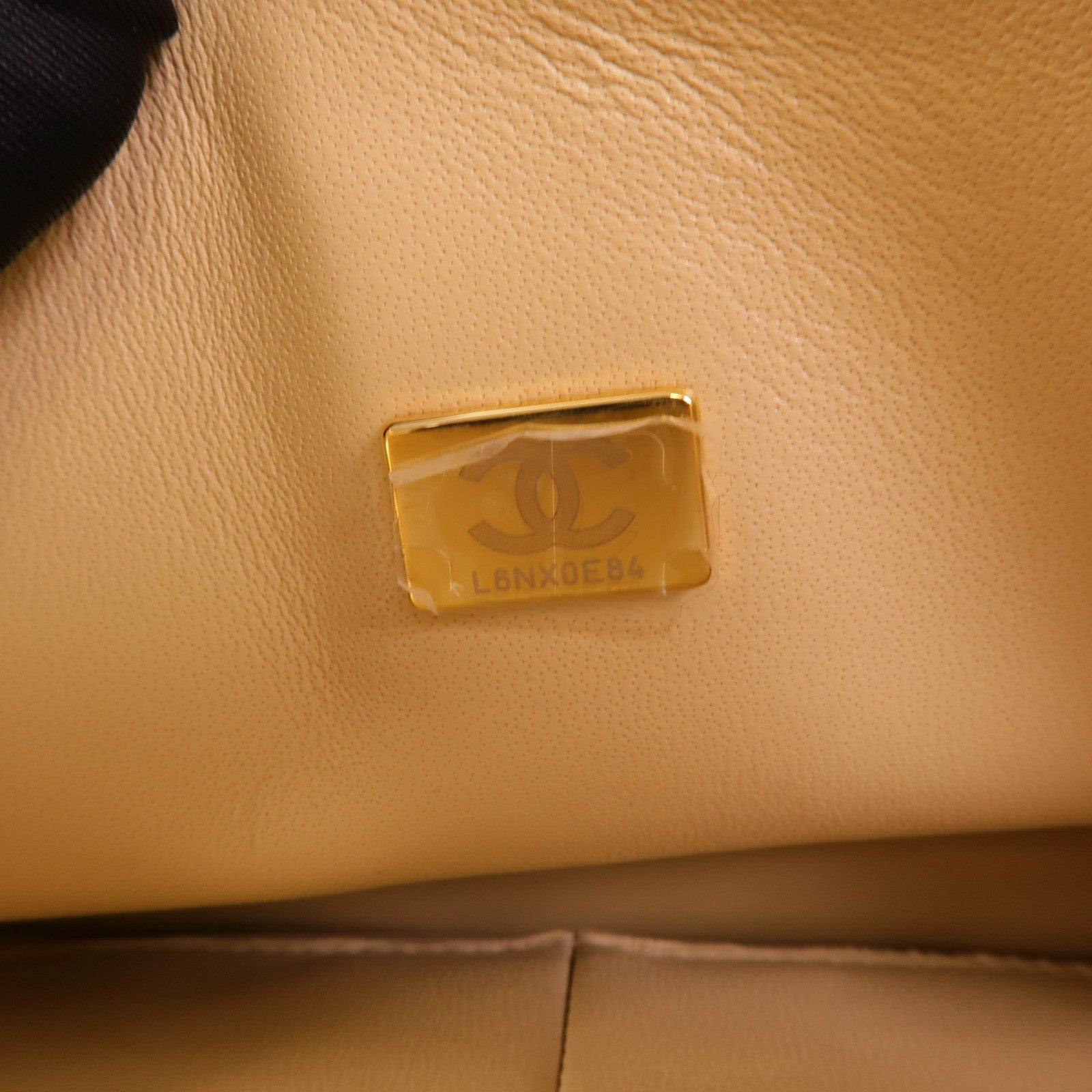 CHANEL 牛皮皮革Classic 25鏈帶肩背袋