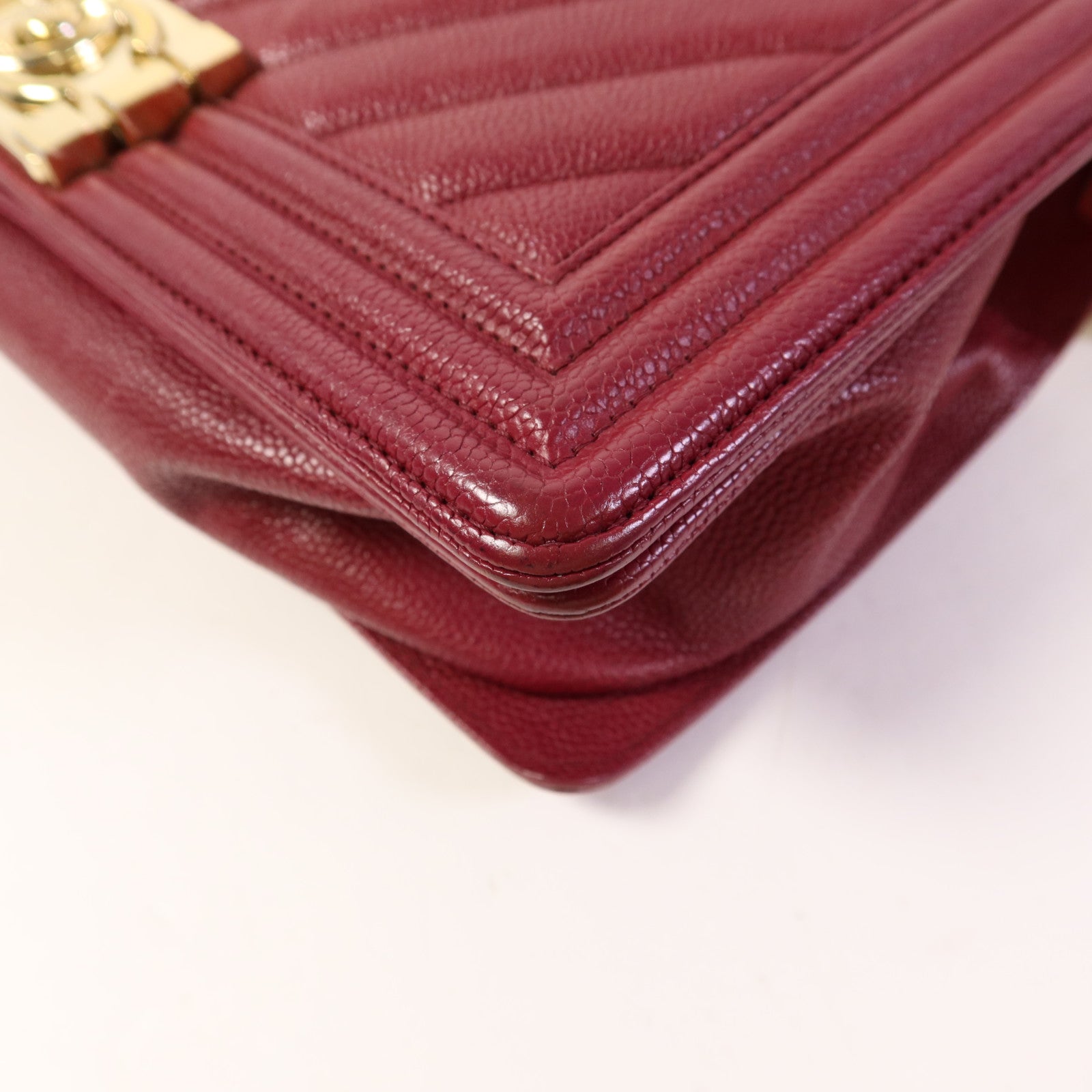 CHANEL 牛皮皮革Boy 25金扣鏈帶肩背袋