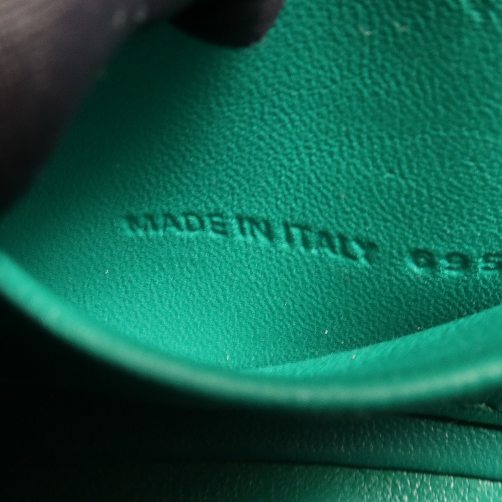 BALENCIAGA 牛皮皮革Shoulder Bag銀扣肩背袋