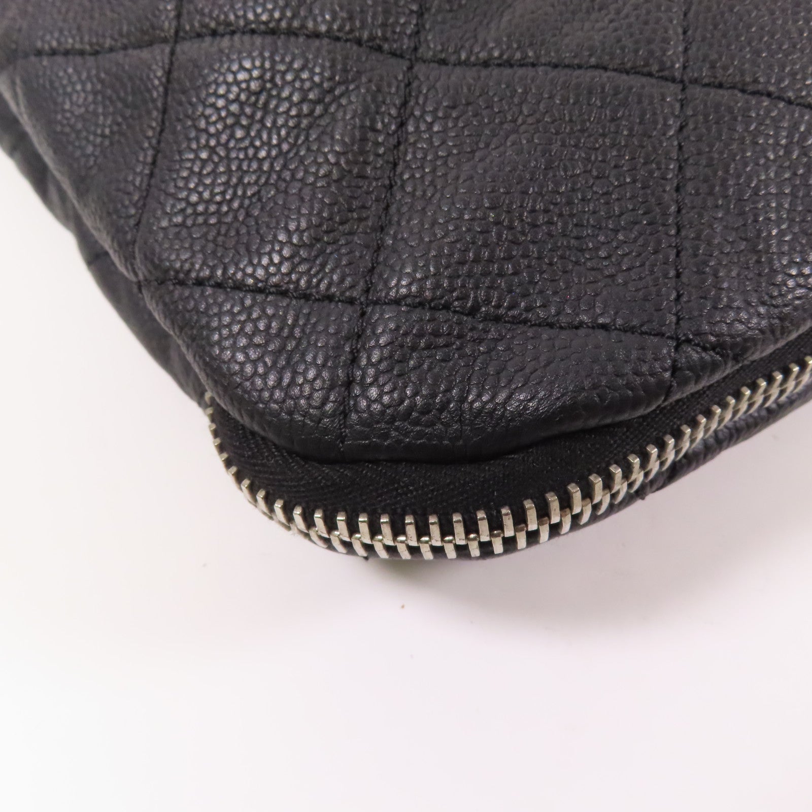 CHANEL 牛皮皮革Shoulder Bag銀扣肩背袋