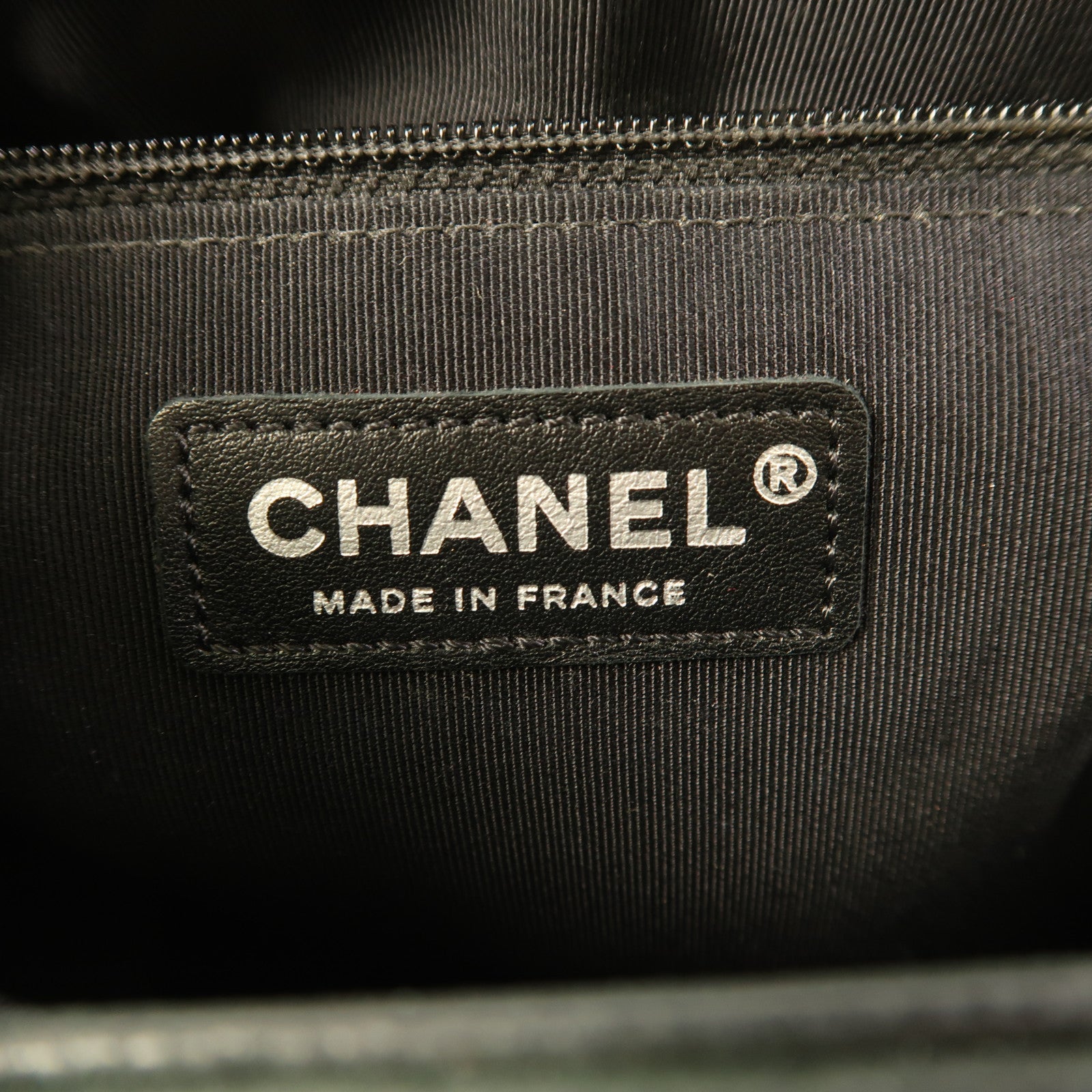 CHANEL 牛皮皮革Boy Chanel 30鏈帶肩背袋