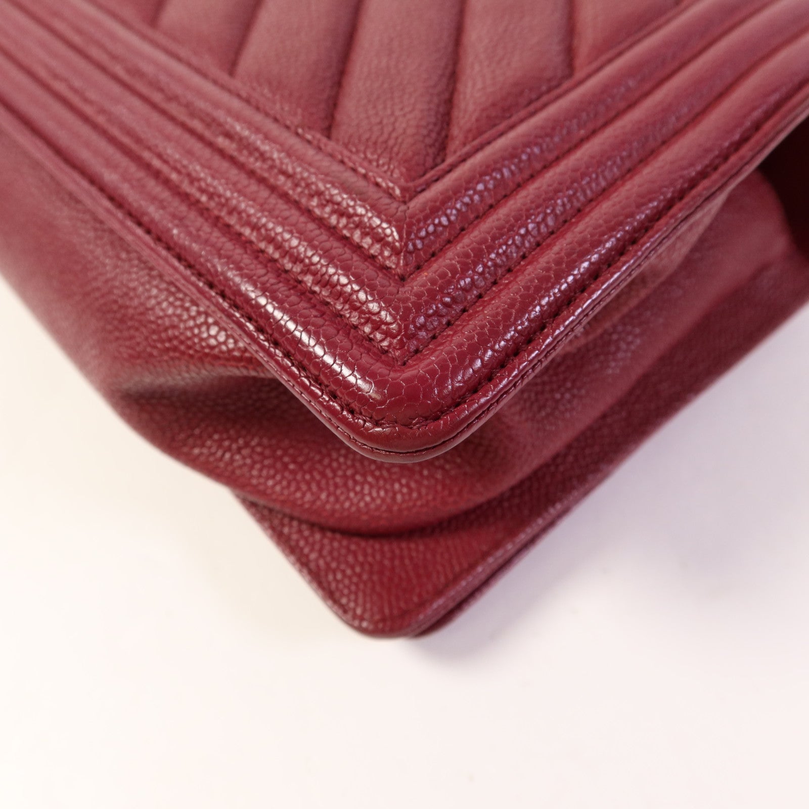 CHANEL 牛皮皮革Boy 25金扣鏈帶肩背袋