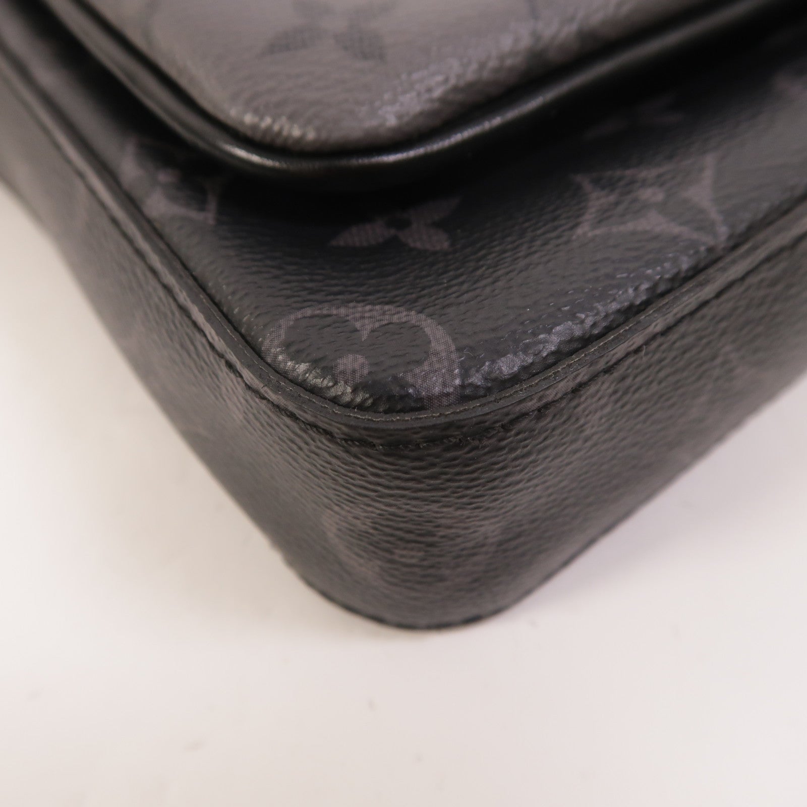 LOUIS VUITTON Monogram Eclipse Reverse Trio Messenger肩背袋