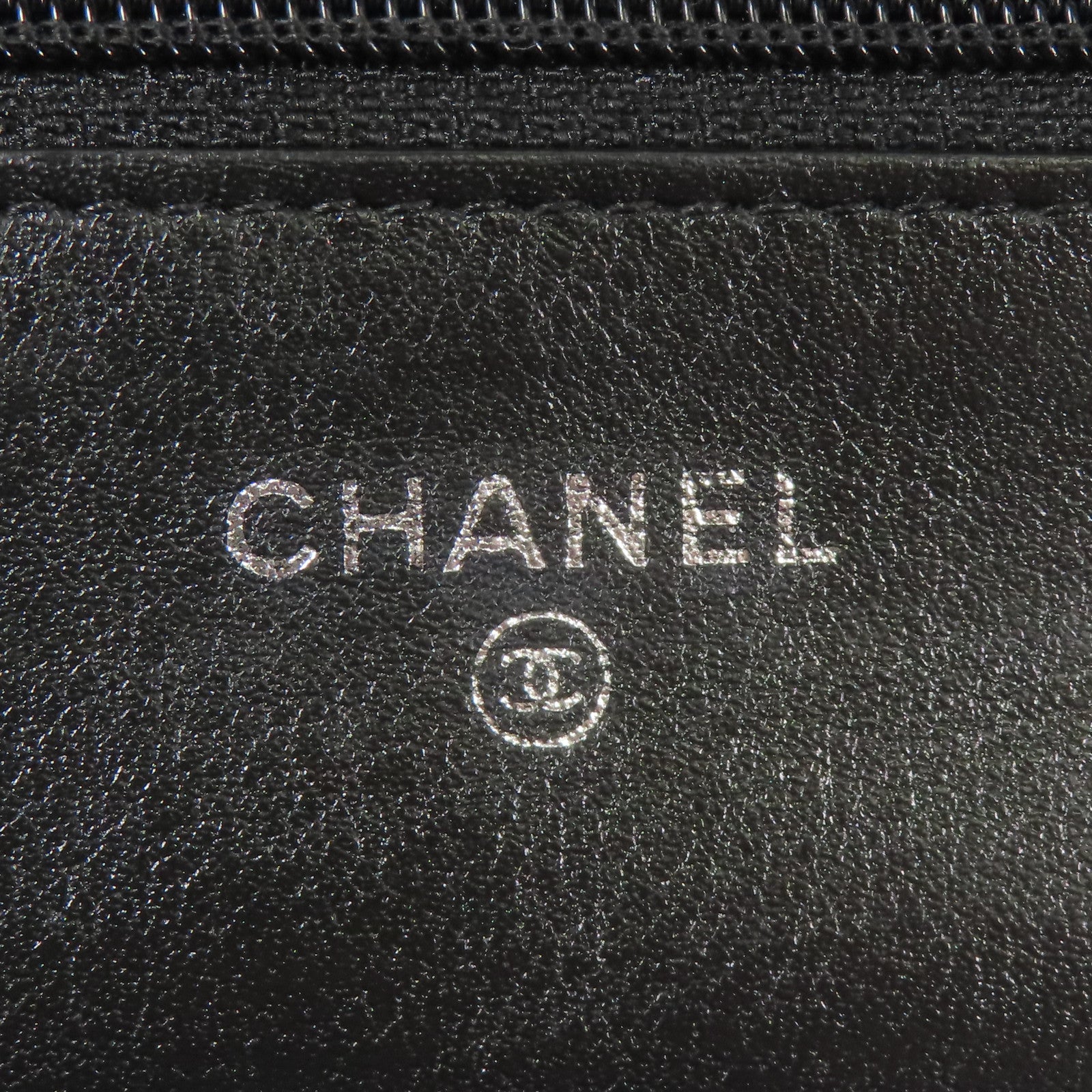 CHANEL 漆皮皮革WOC Wallet On Chain銀扣鏈帶肩背袋