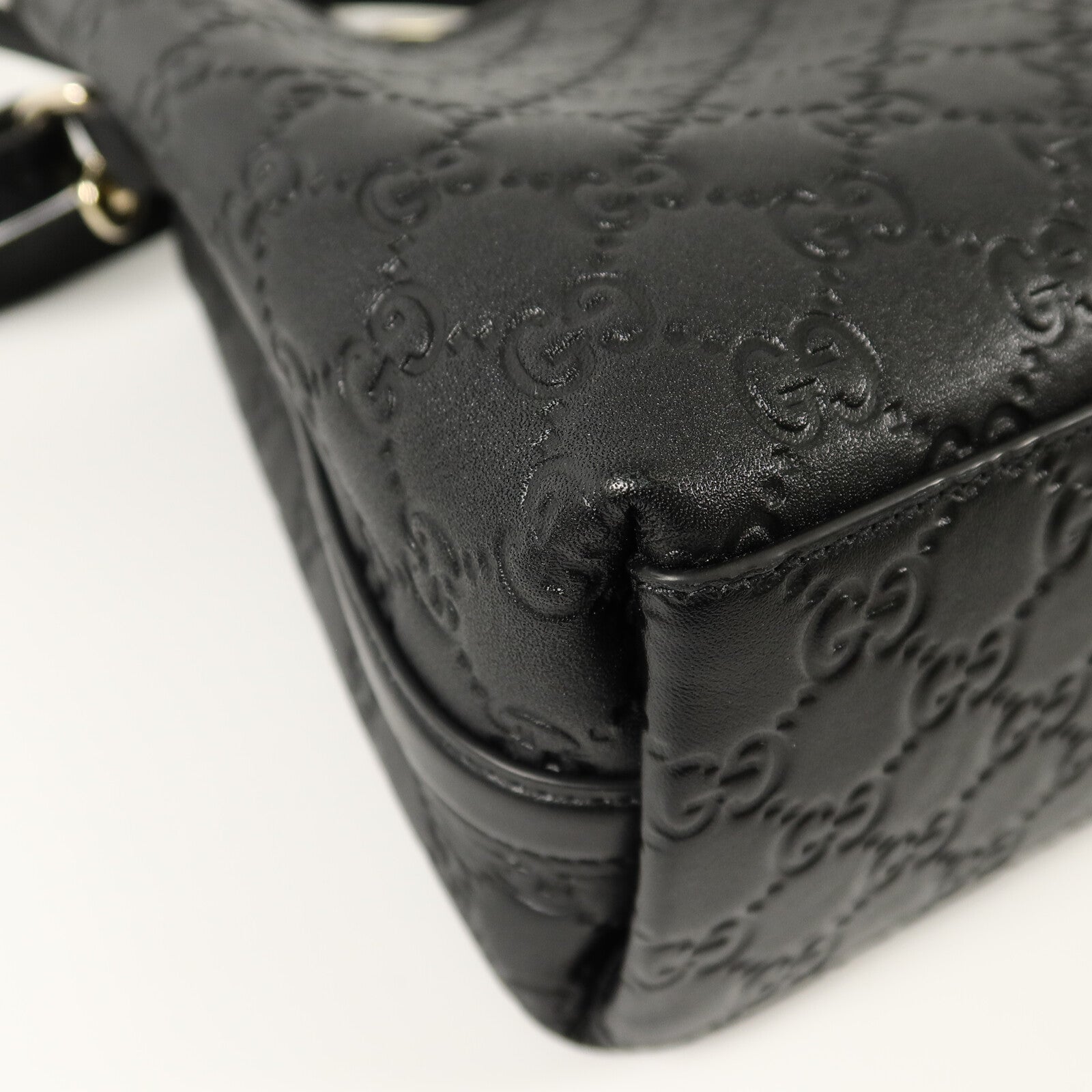 GUCCI GG Emblem Small Bucket手挽肩背兩用袋