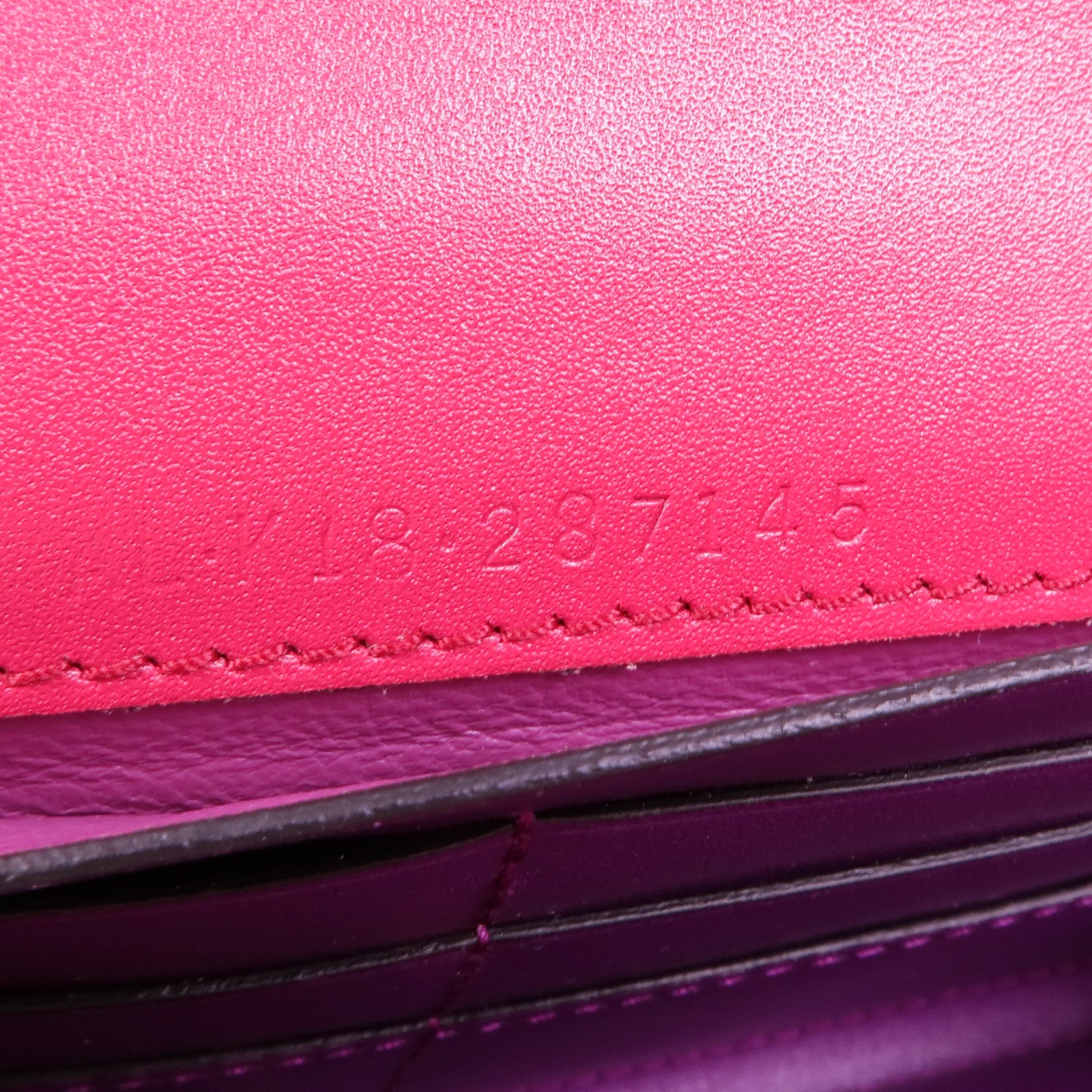 BVLGARI 牛皮皮革Serpenti Forever Wallet金扣長錢包