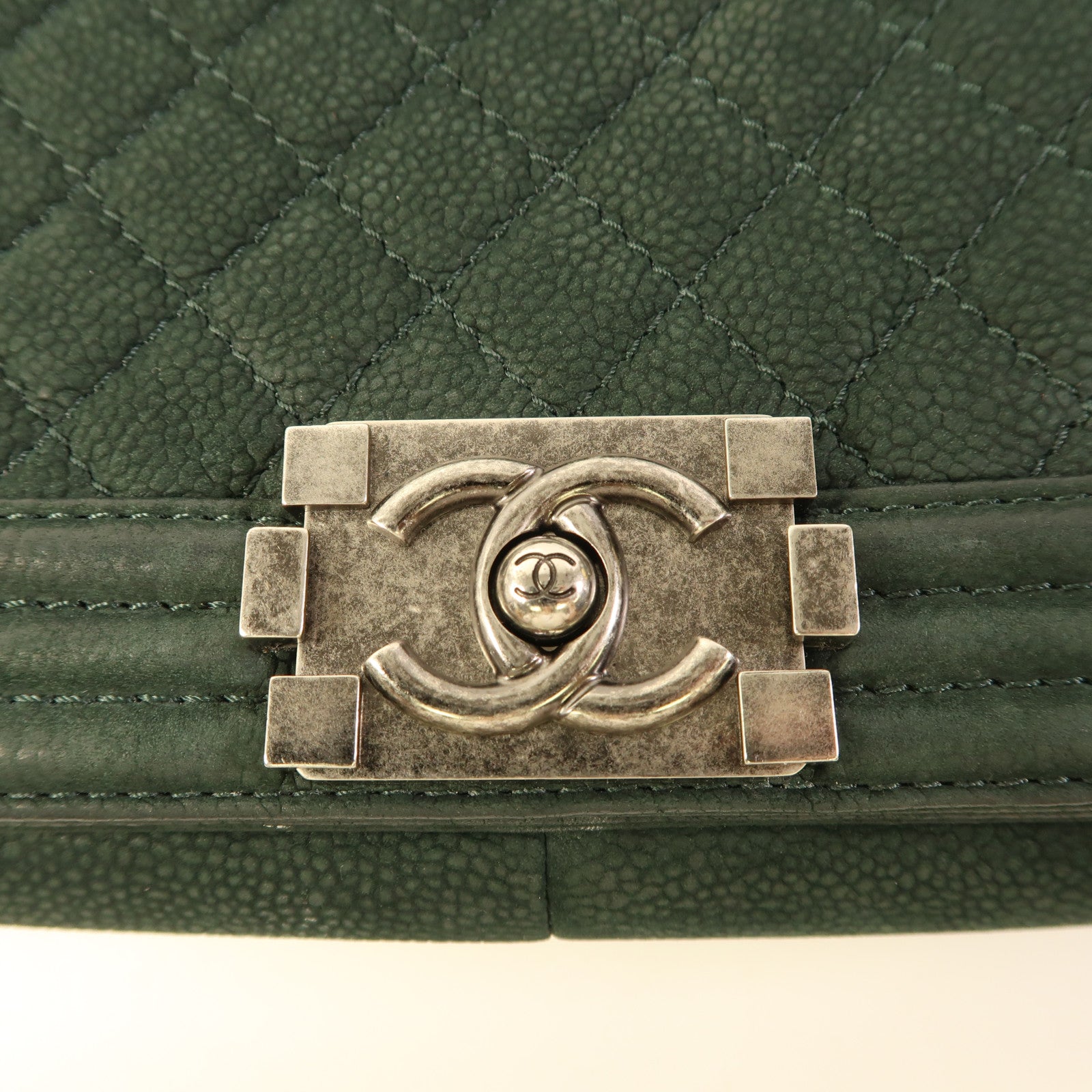 CHANEL 牛皮皮革Boy Chanel 30鏈帶肩背袋