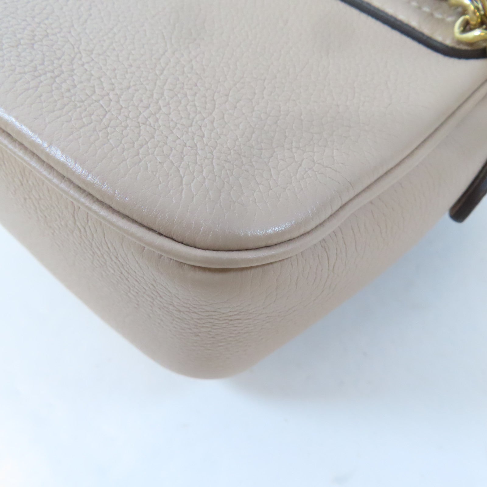 LOUIS VUITTON 牛皮皮革Lockme Tender金扣手挽肩背兩用袋米色/藍色