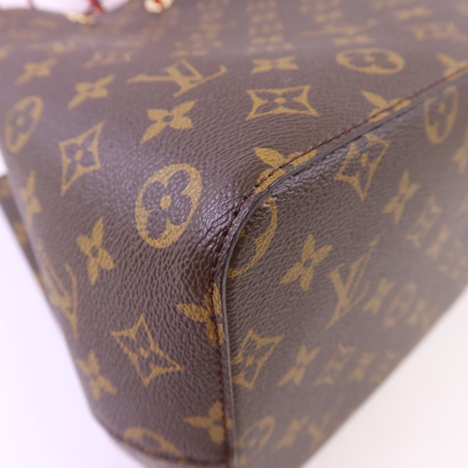 LOUIS VUITTON Monogram Neo Noe Bucket Bag金扣肩背袋