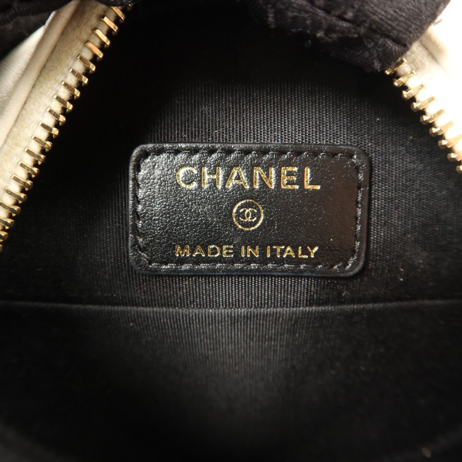 CHANEL 羊皮皮革Shoulder Bag金扣肩背袋