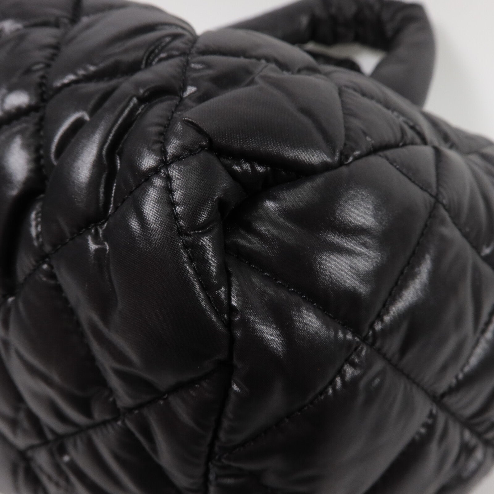 CHANEL 尼龍Coco Cocoon手挽袋