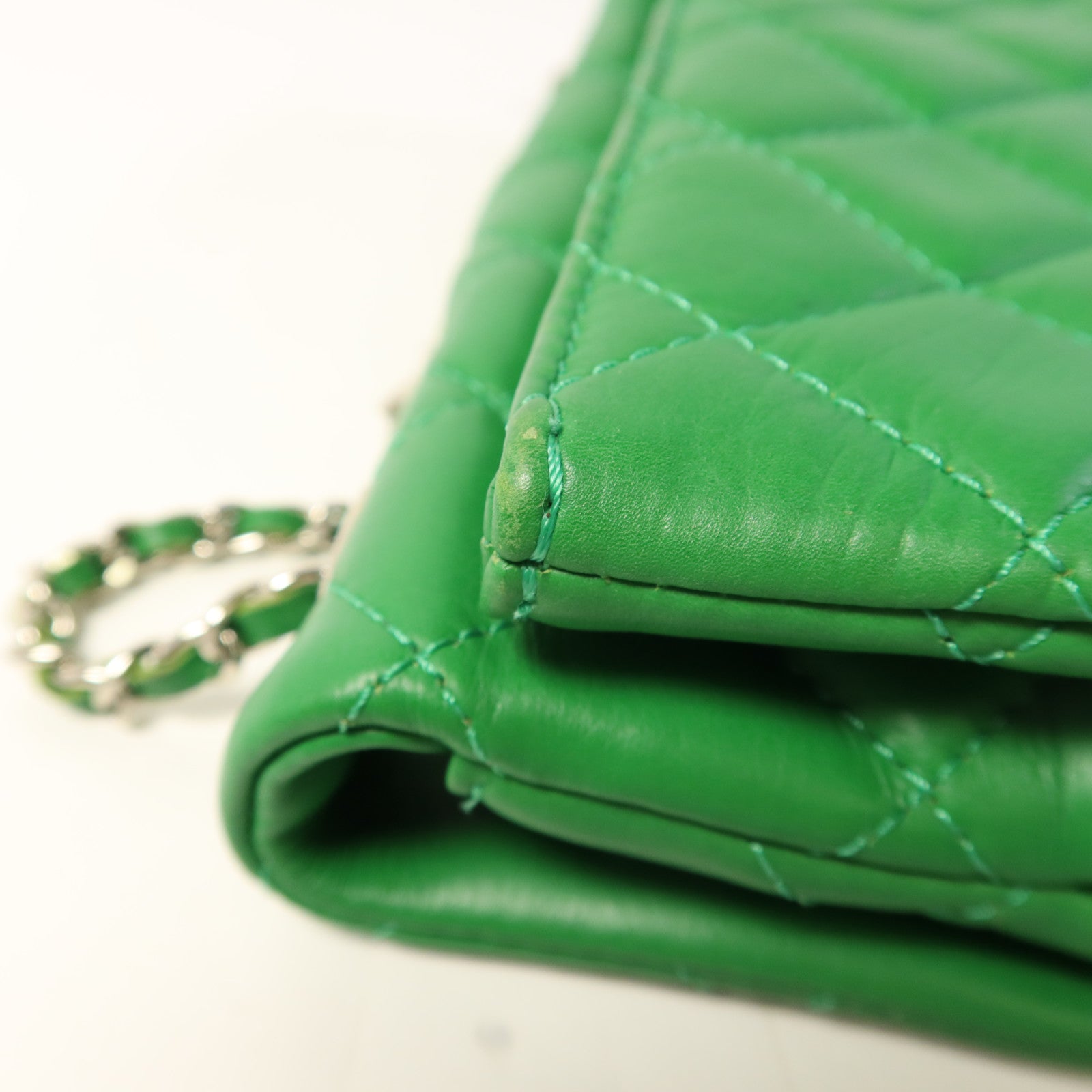 CHANEL 羊皮皮革Chain Shoulder Bag銀扣鏈帶肩背袋