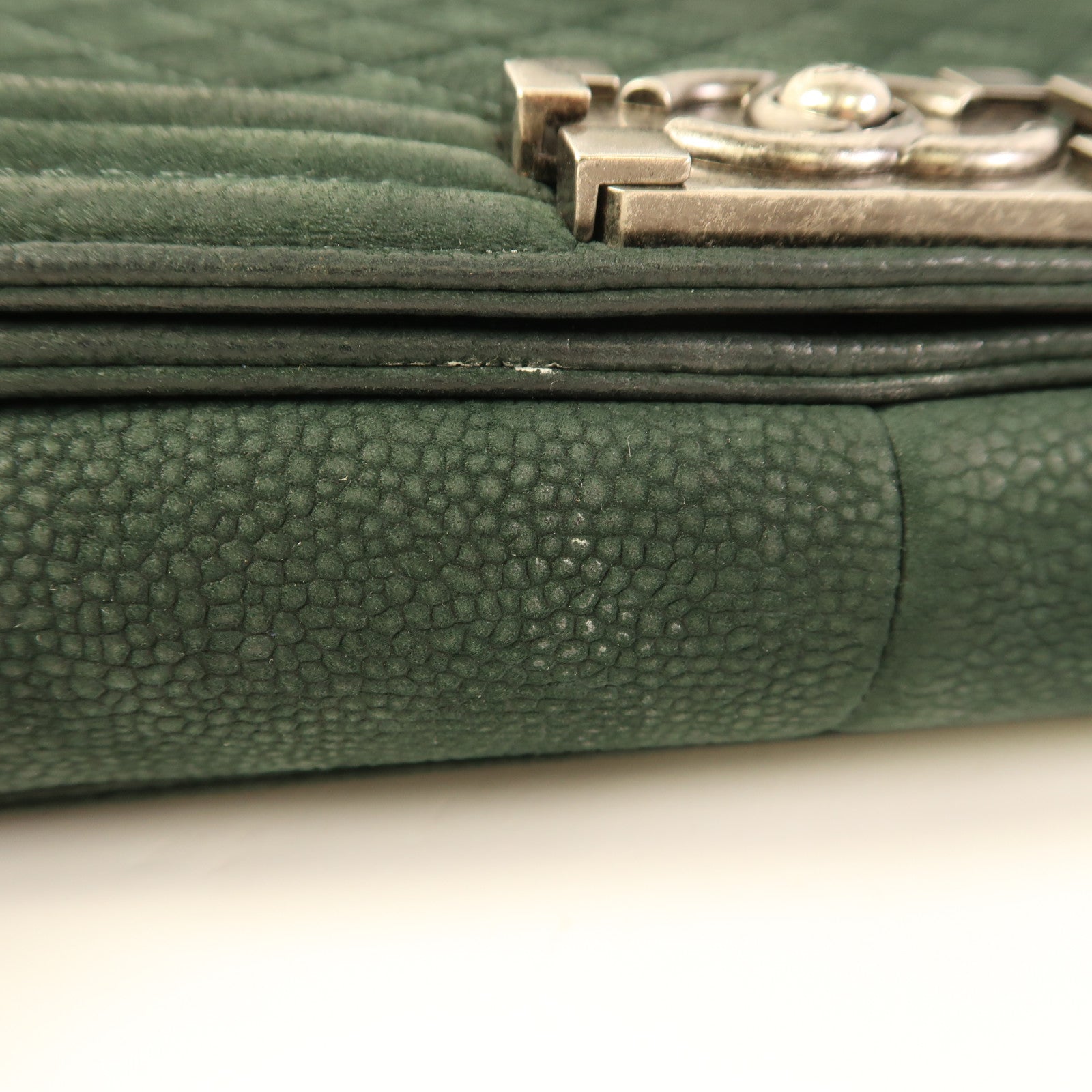 CHANEL 牛皮皮革Boy Chanel 30鏈帶肩背袋