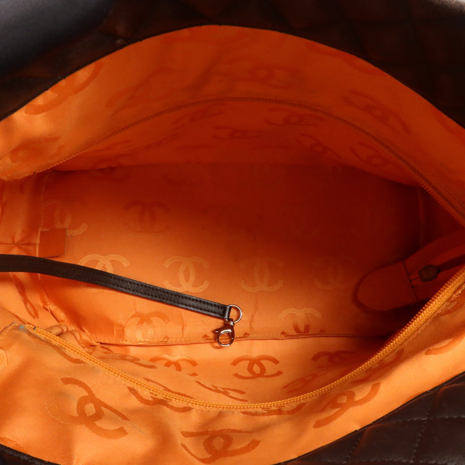 CHANEL 牛皮皮革Cambon Tote Bag銀扣手挽袋